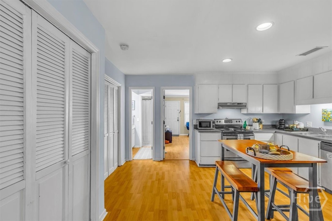 Garden apartment kitchen