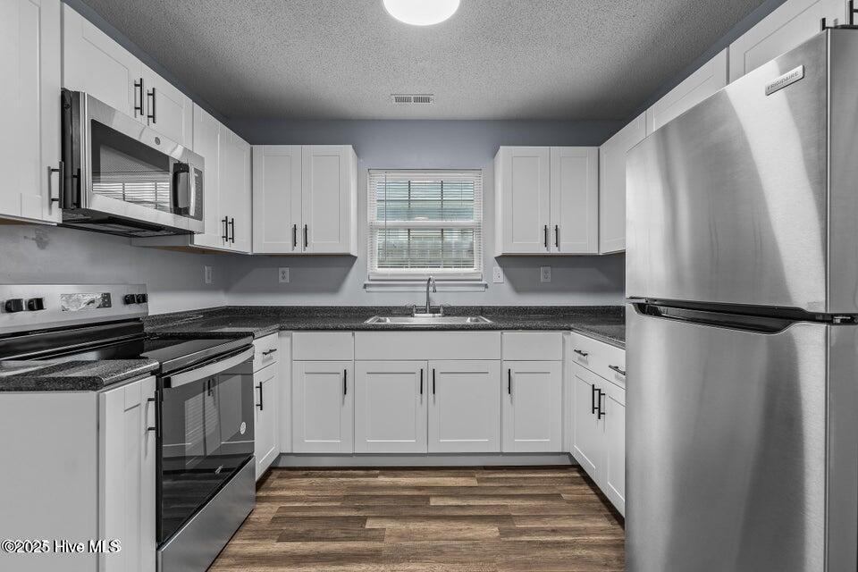 20250918020426407454000000-o