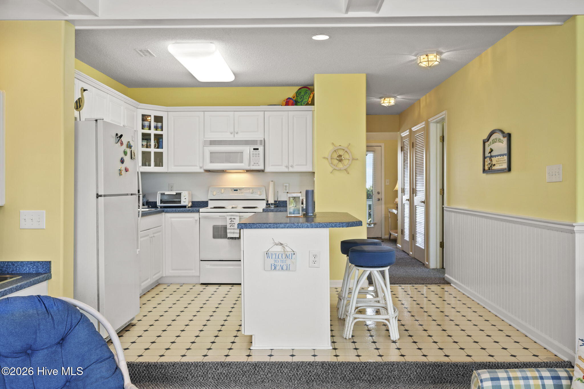 100566433 | Photo 15