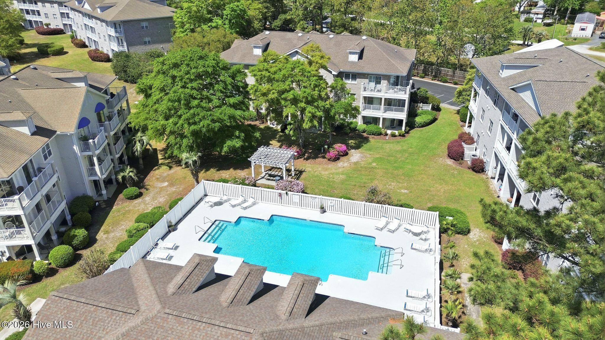 100566696 | Photo 33