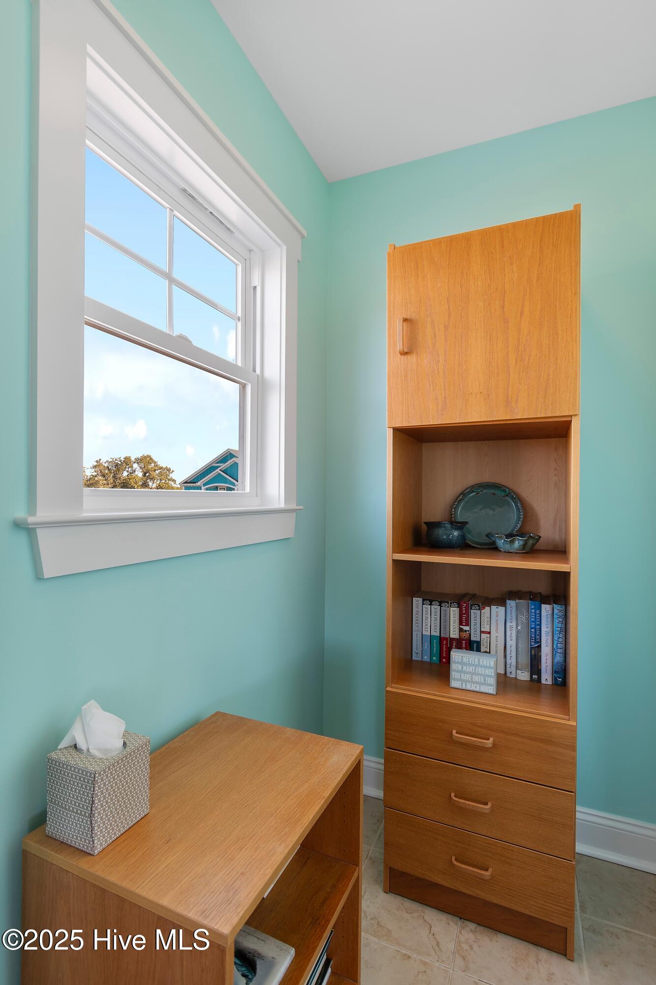 100541984 | Photo 15