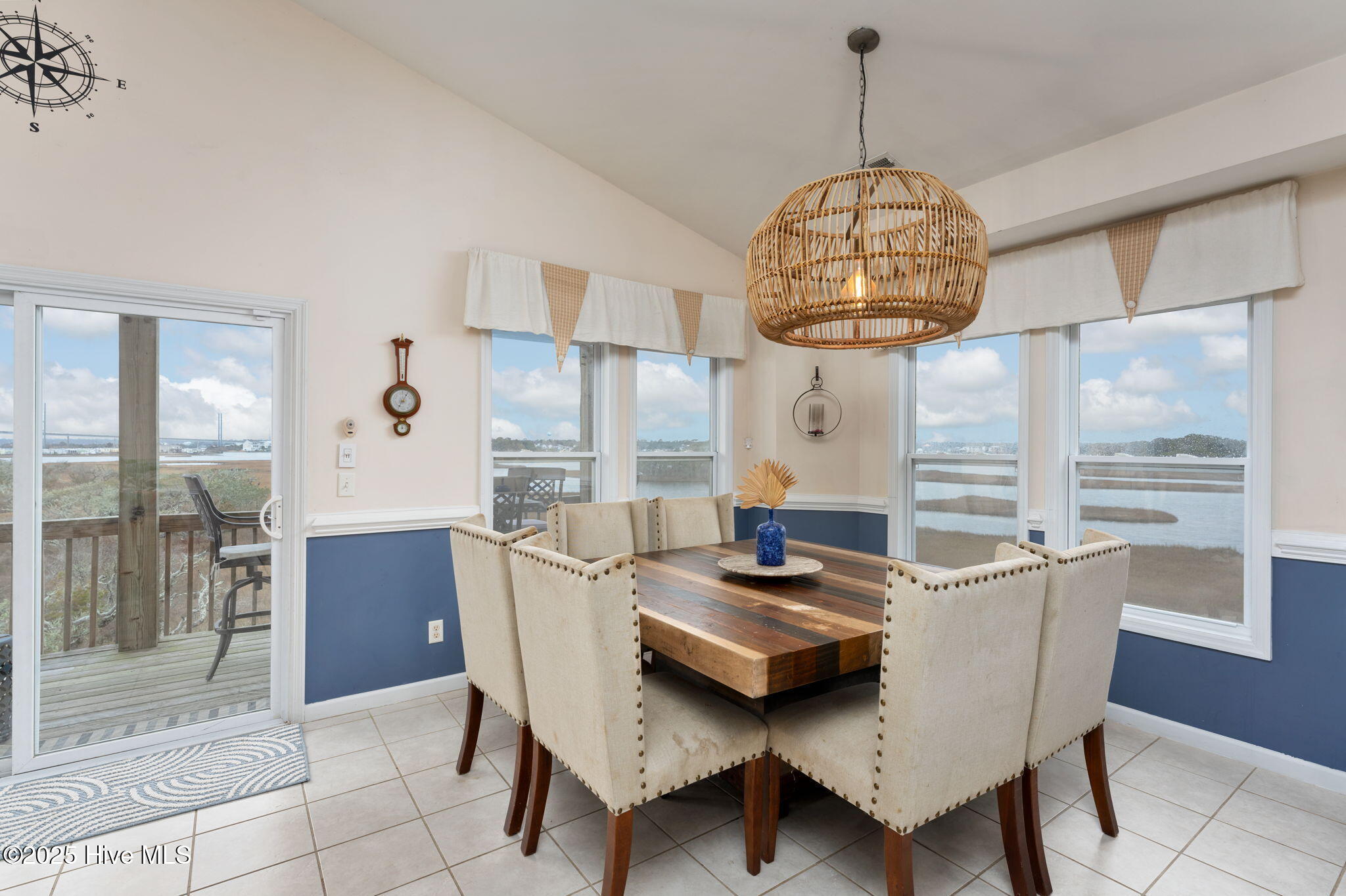 100488869 | Photo 14