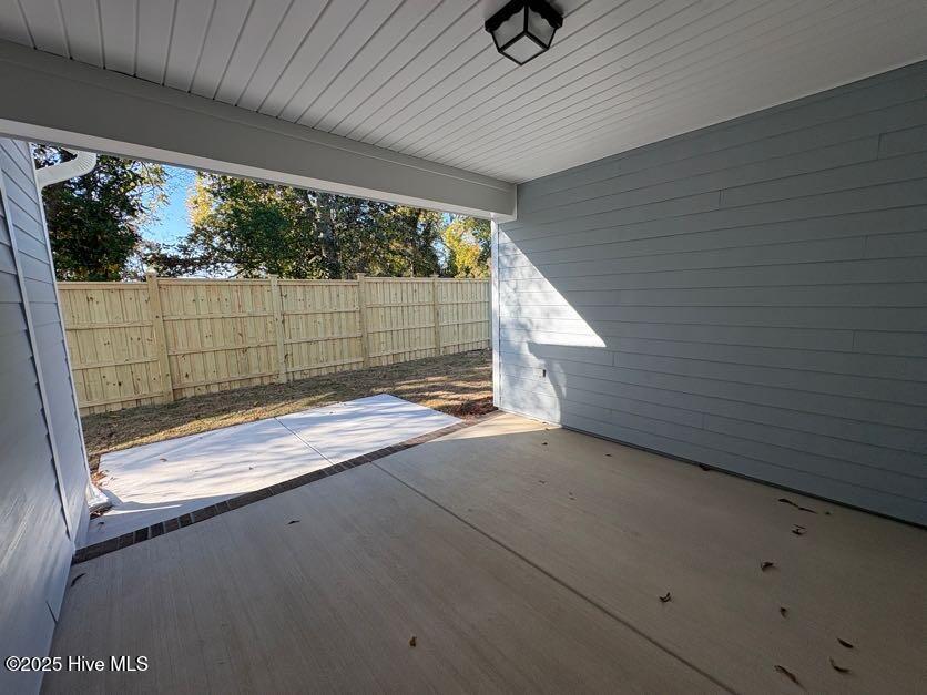 100539800 | Photo 41