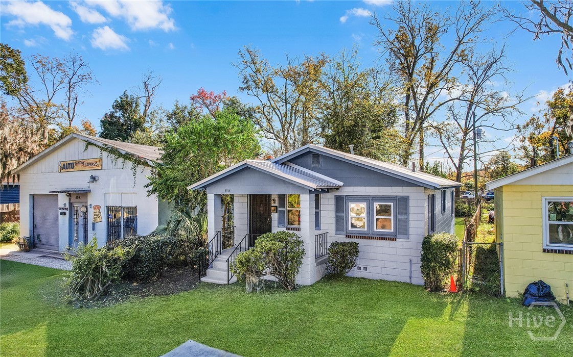 Homes for sale in Savannah, GA | 811a W 52nd St, Savannah, GA 31405 | MLS# SA343705