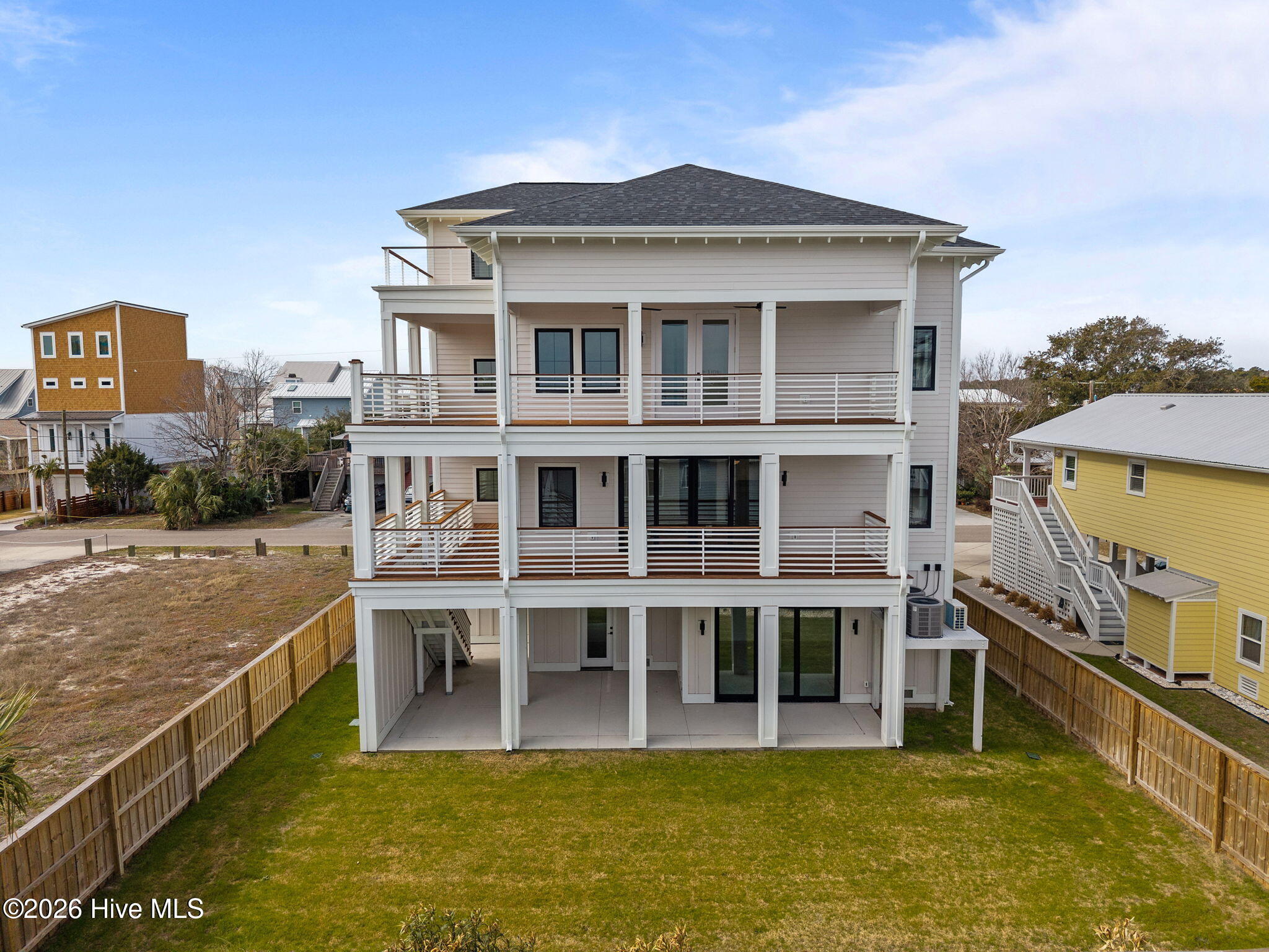 100553287 | Photo 100