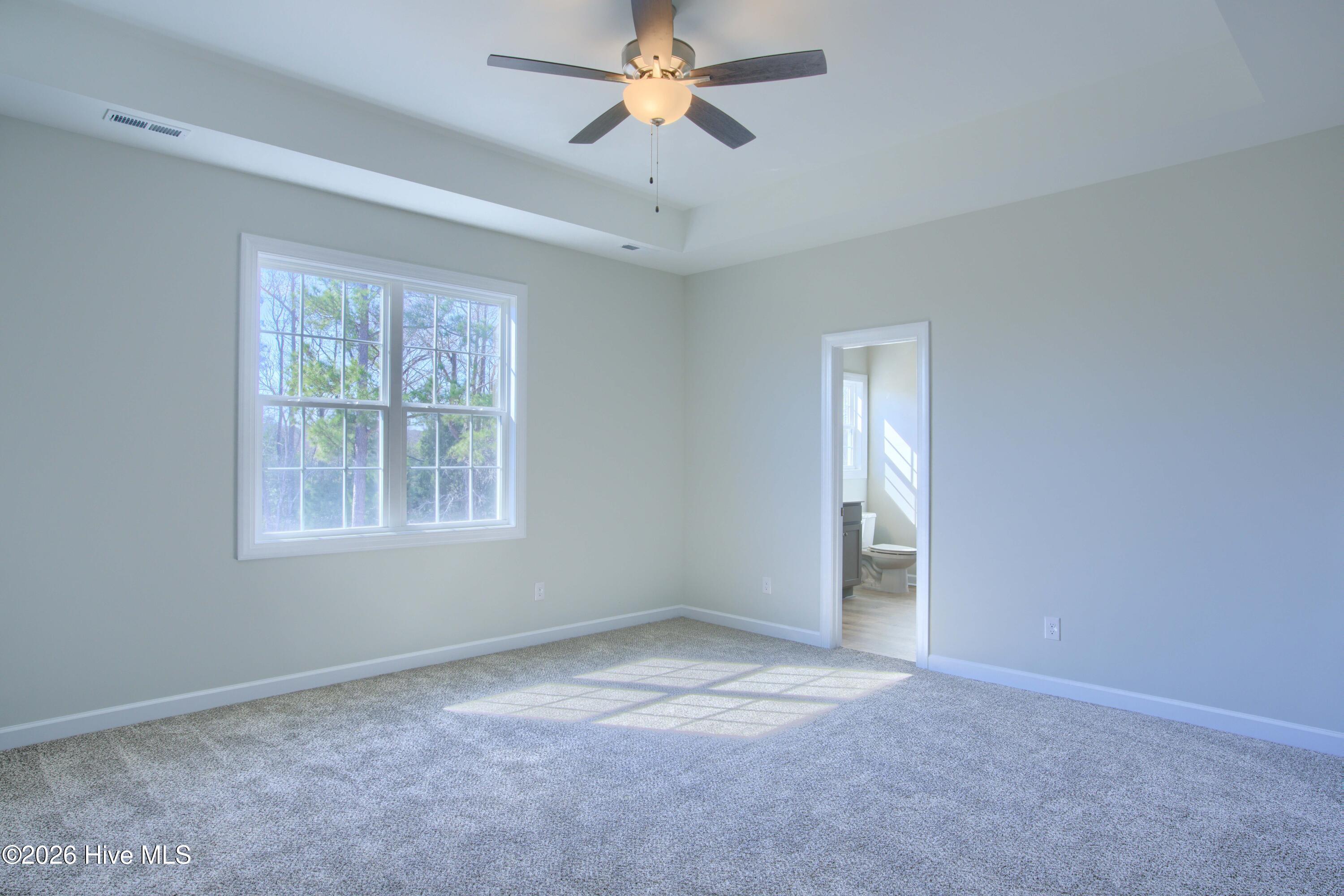 100526939 | Photo 15