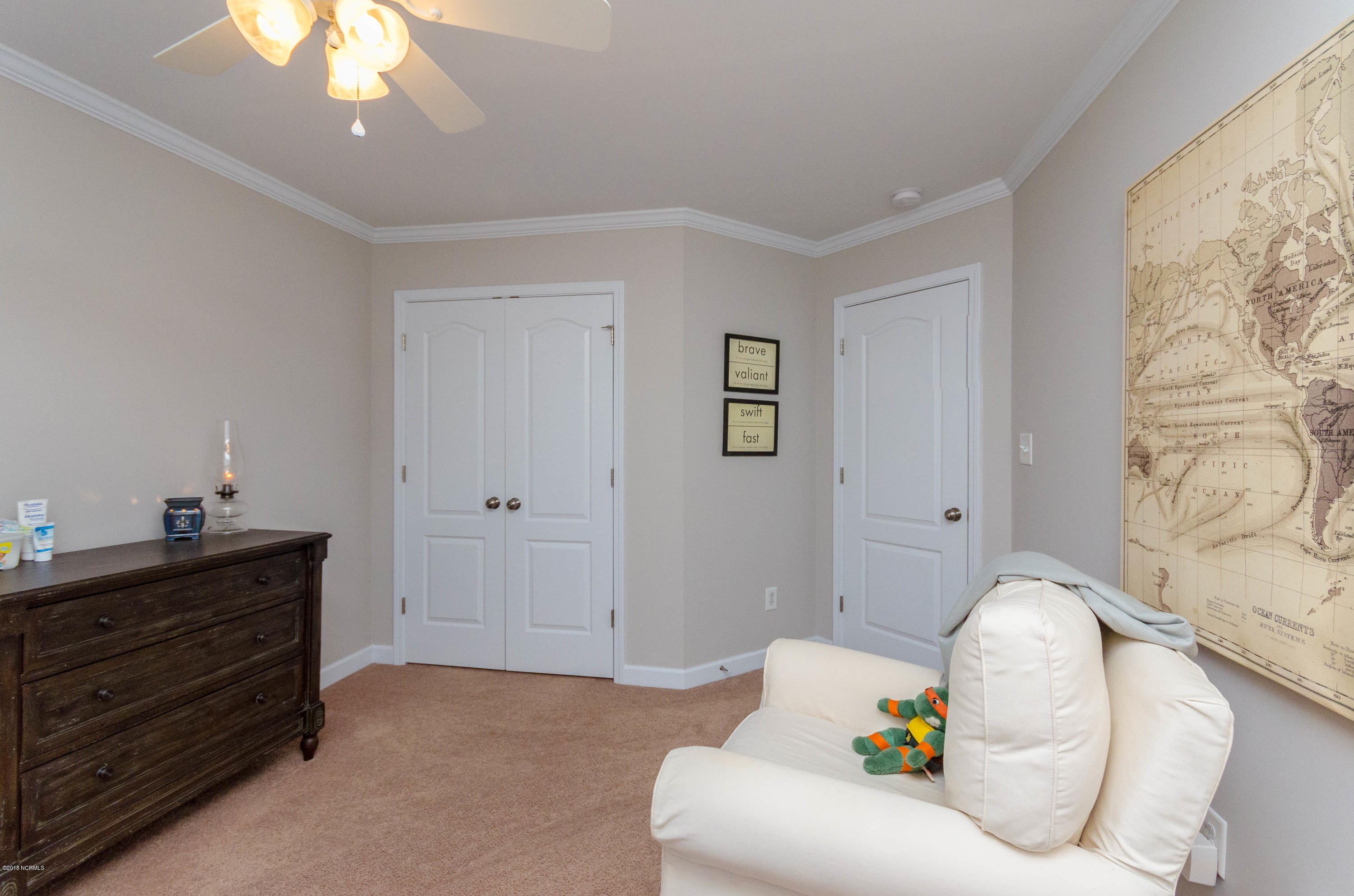 100553700 | Photo 29