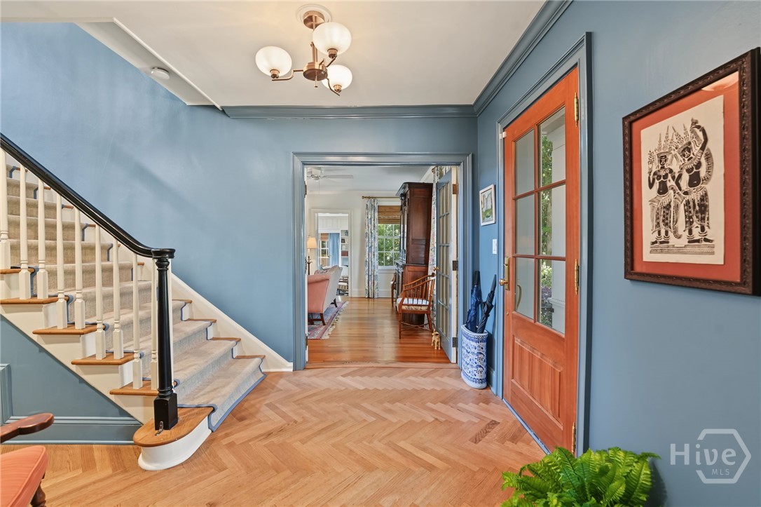Photo 4 of Single family home for sale at 3204 Abercorn St, Savannah, GA 31405 | MLS# SA365465 | Listing updated on 2026-10-08