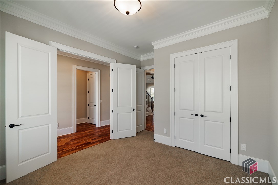 2990 Greenleffe Drive