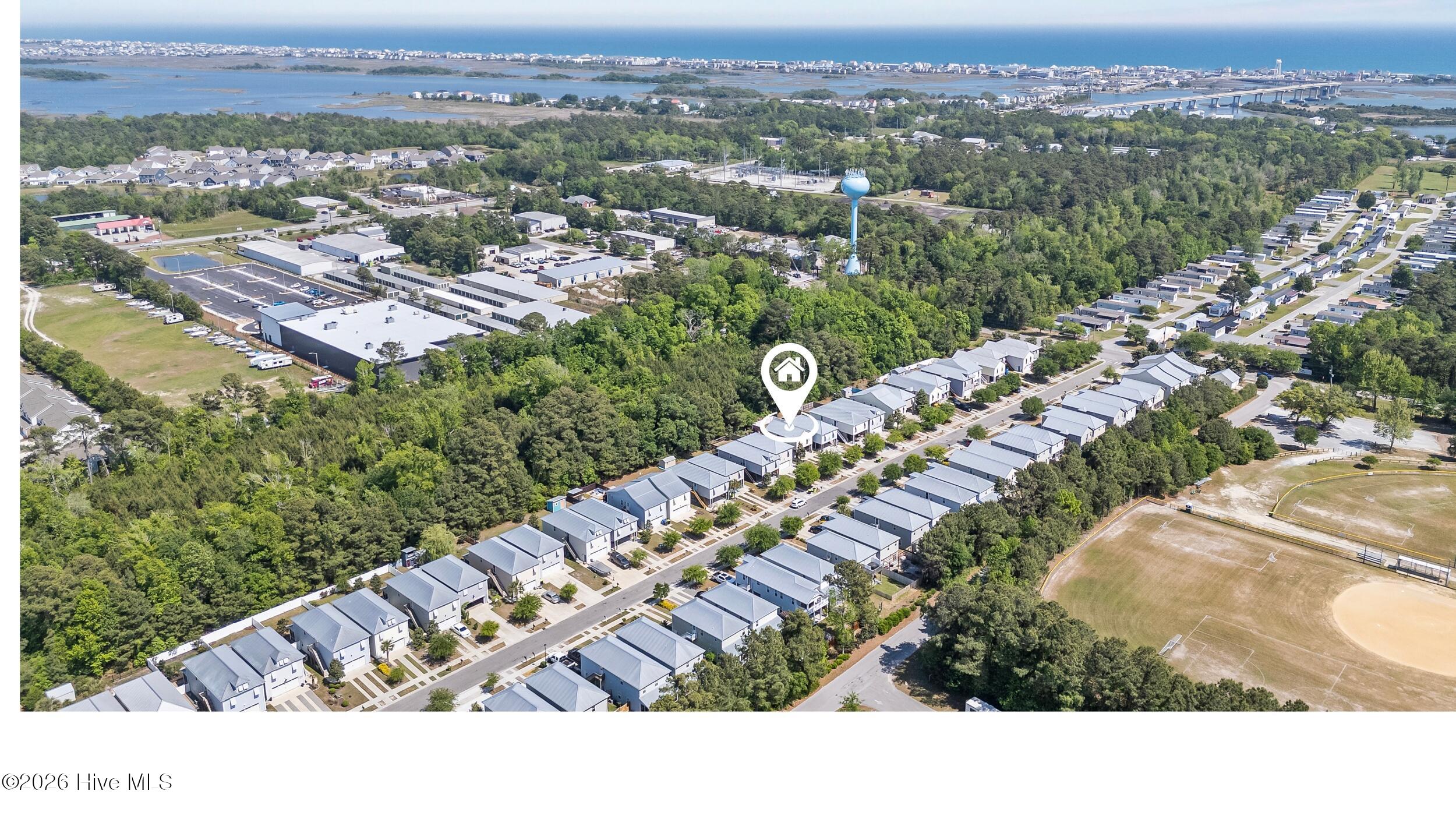 100569653 | Photo 43