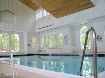 100493964 | Photo 25