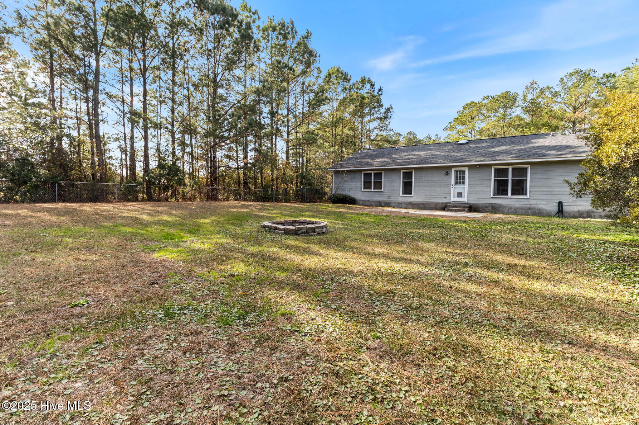 147 Liberty Park Road, Jacksonville, NC 28540 – photo 22: 26-web-or-mls-IMG_7238RE
