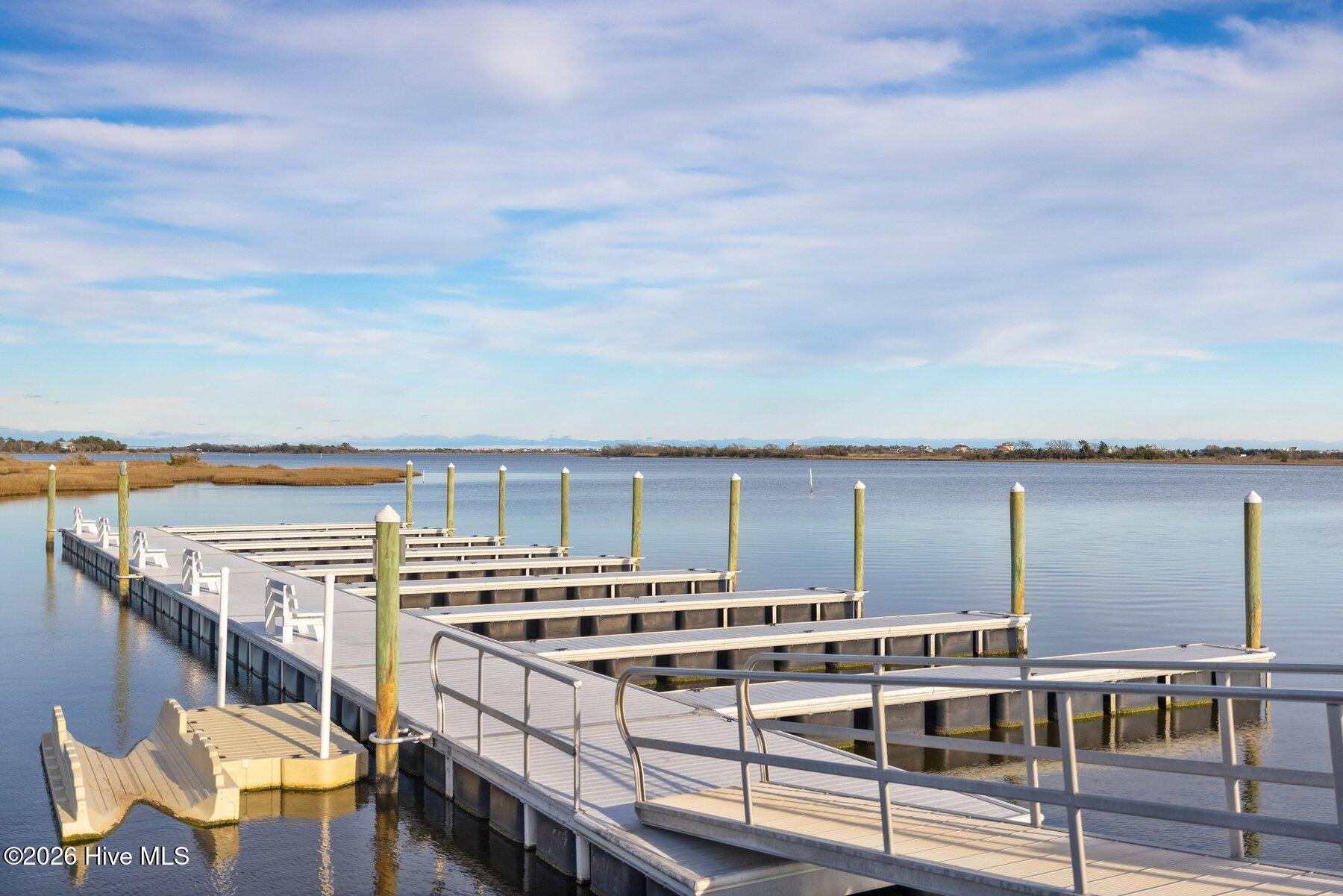 100558879 | Photo 59