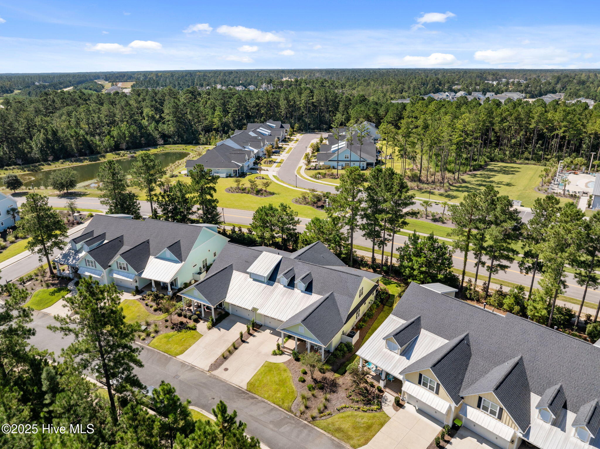 100532627 | Photo 69