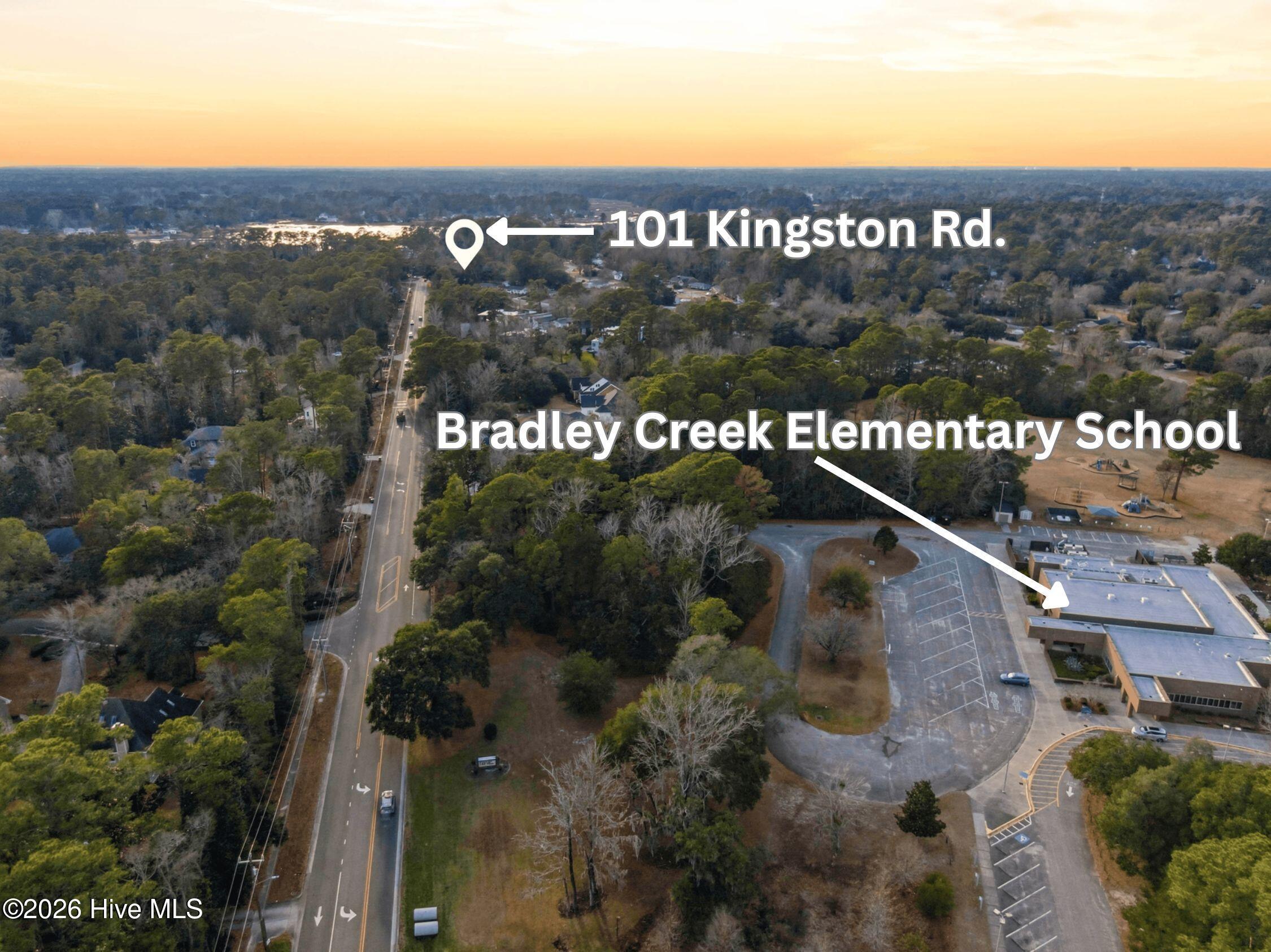 100550580 | Photo 40