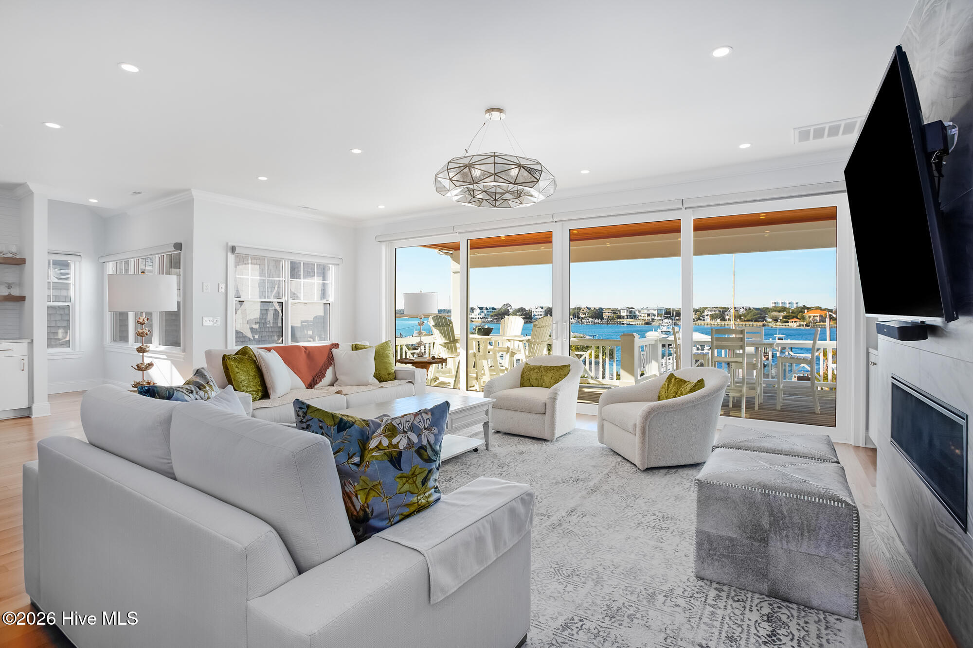 112 S Lumina Avenue Unit B, Wrightsville Beach, NC 28480 – photo 5: 7N4A5475