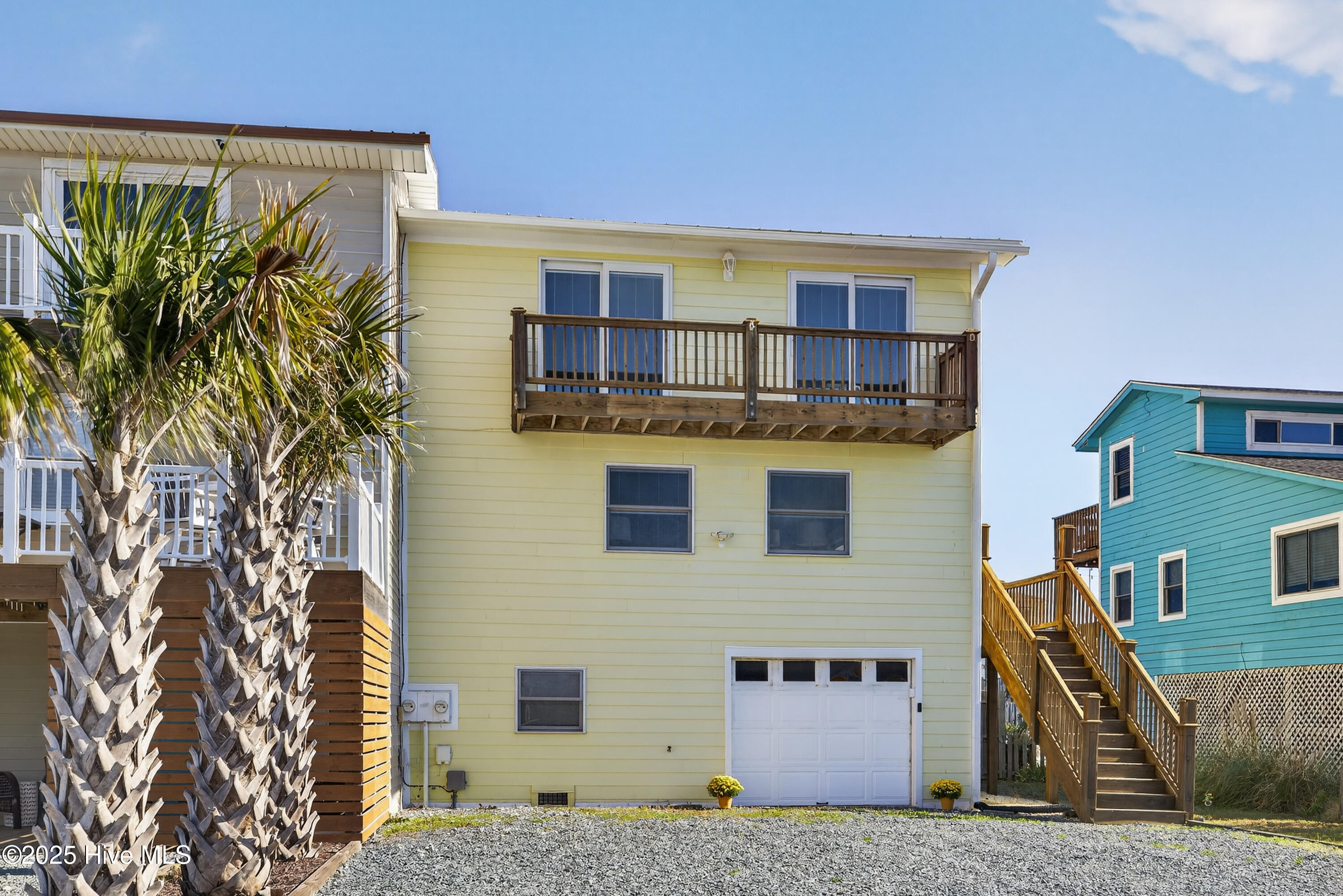 Homes for sale in North Topsail Beach, NC | 216 Oyster Ln, North Topsail Beach, NC 28460 | MLS# 100542400