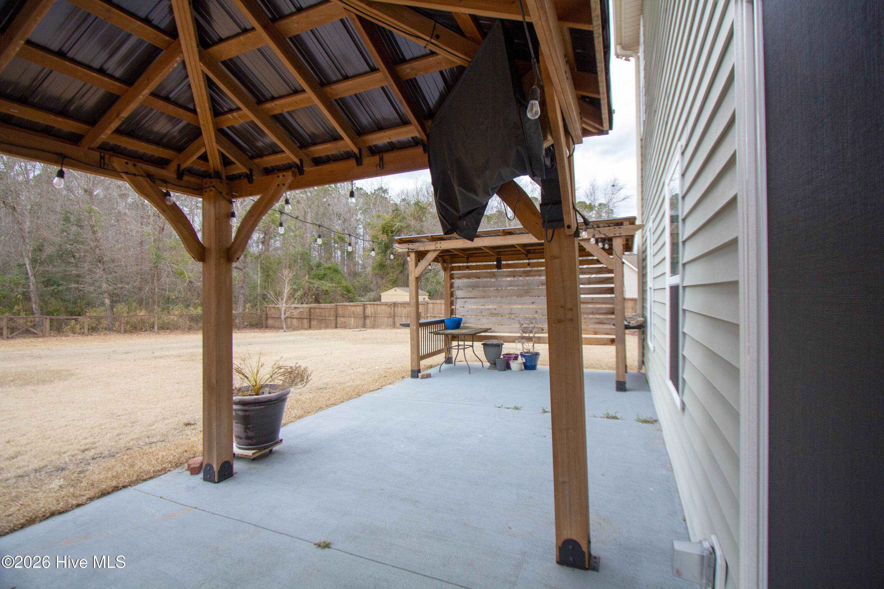 100555872 | Photo 53