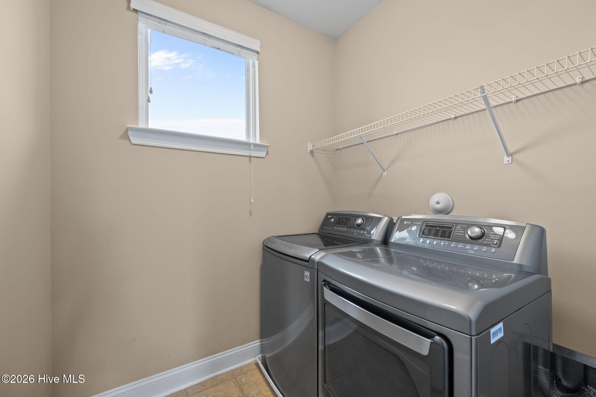 100557022 | Photo 29