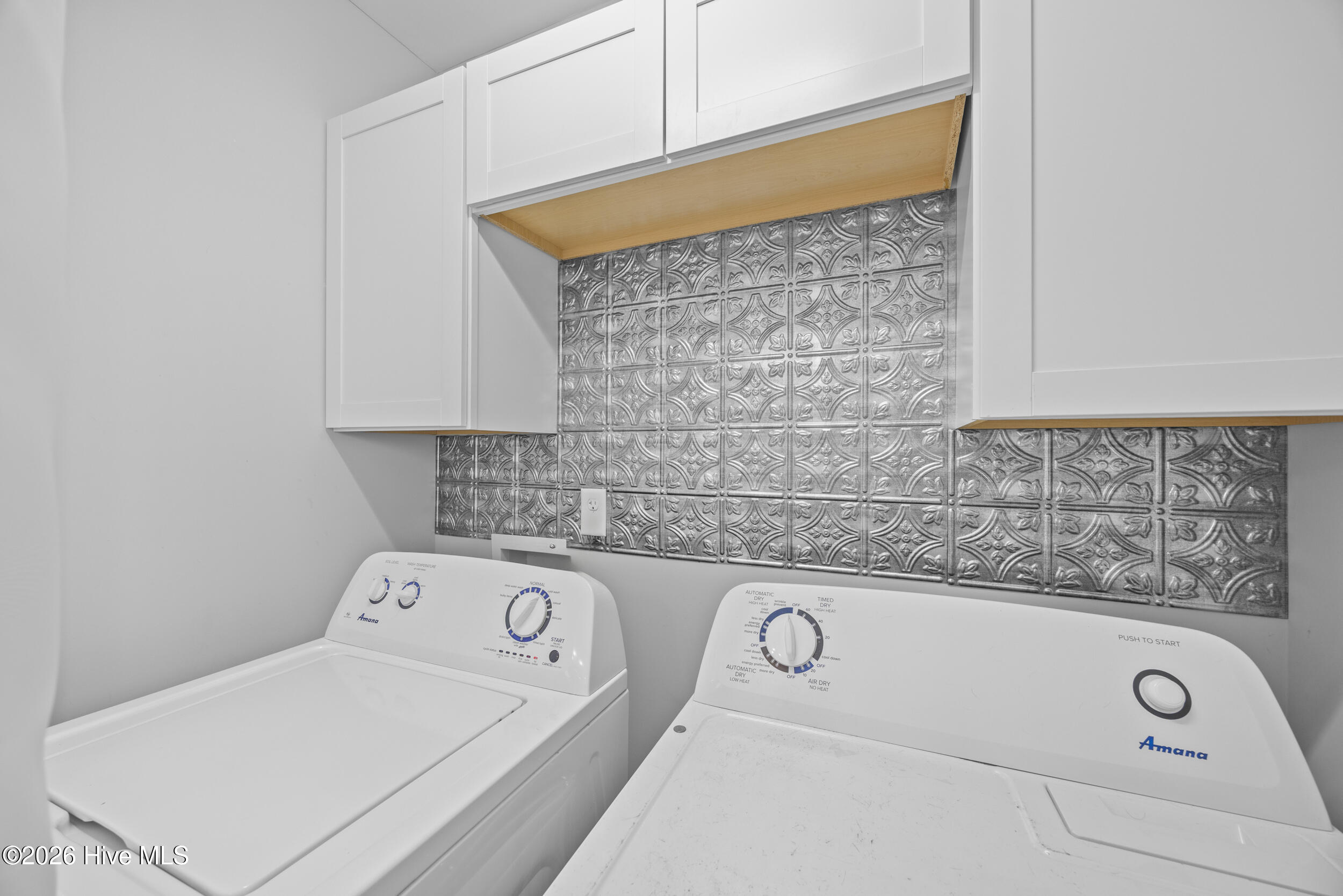 100569653 | Photo 19