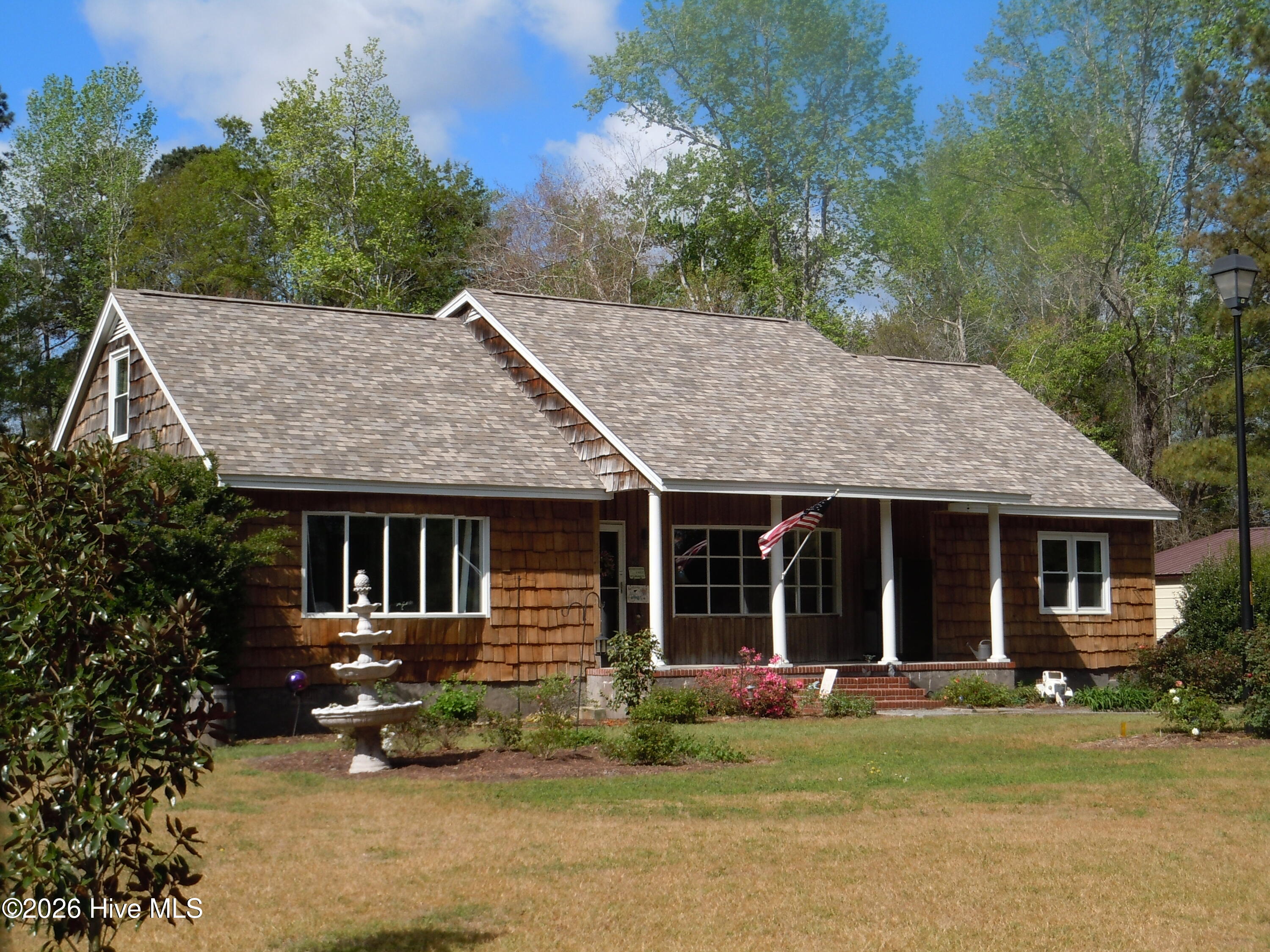 100565129 | Photo 59