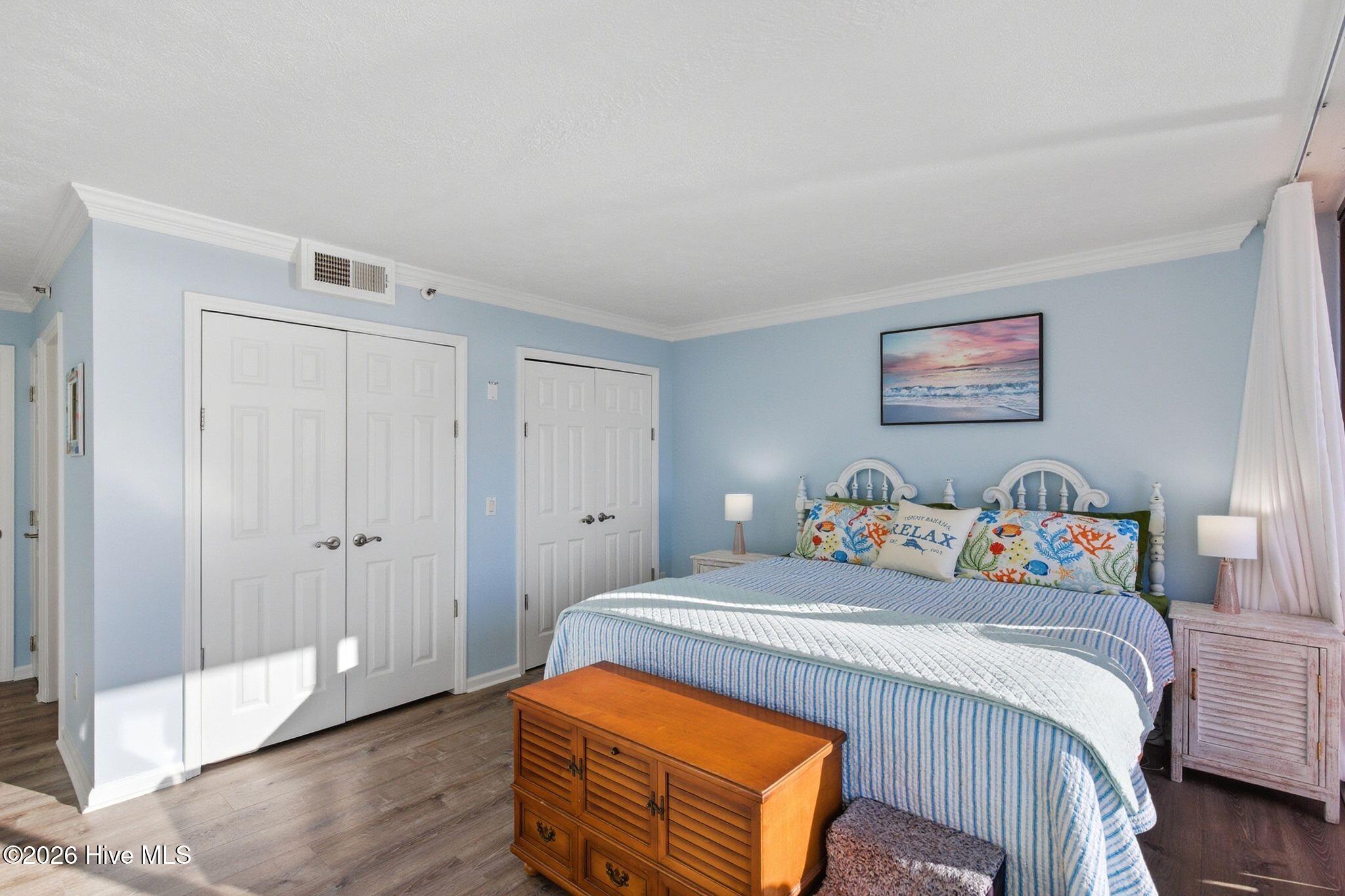 100560958 | Photo 21