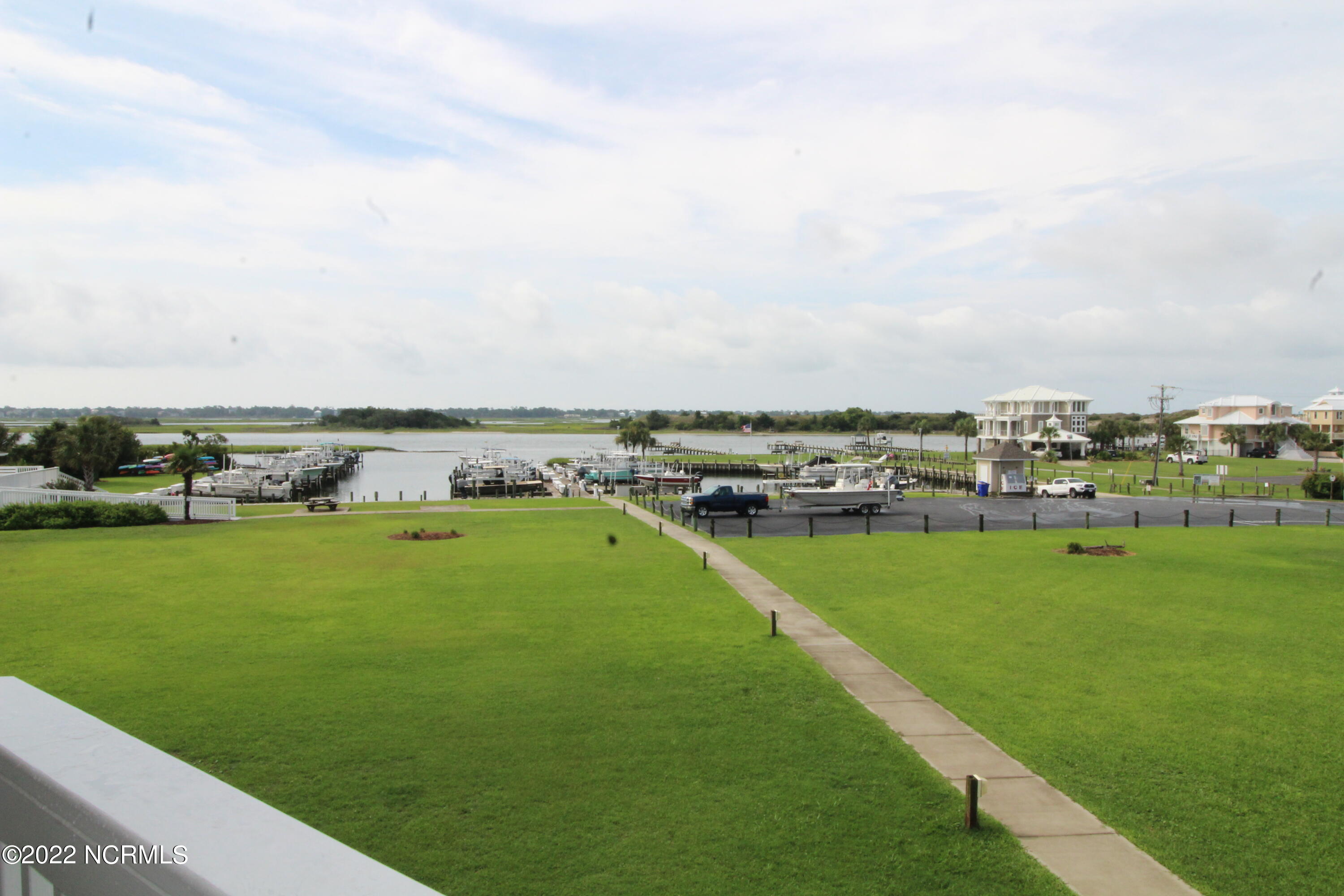 100530005 | Photo 12