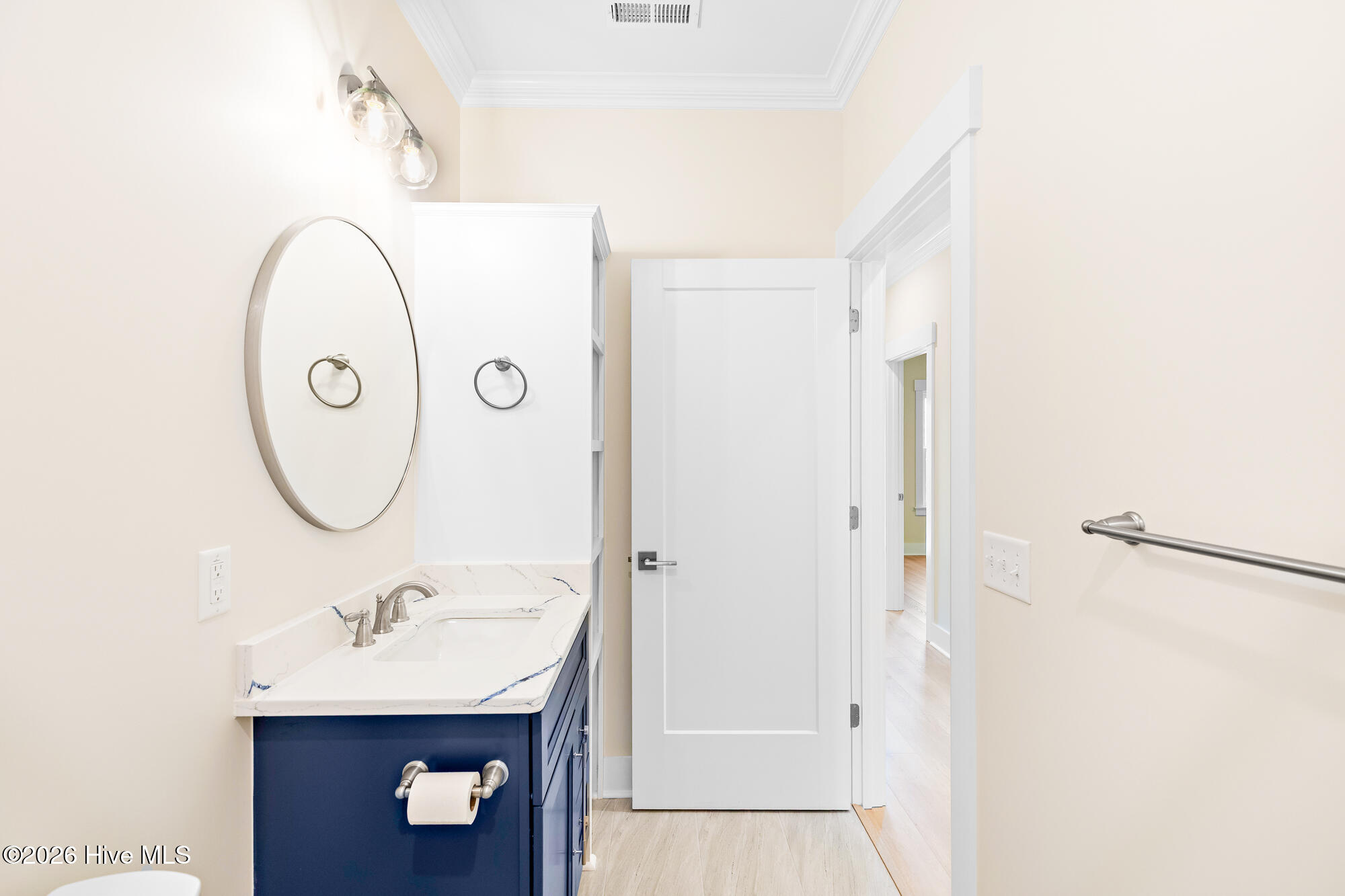 100565592 | Photo 29