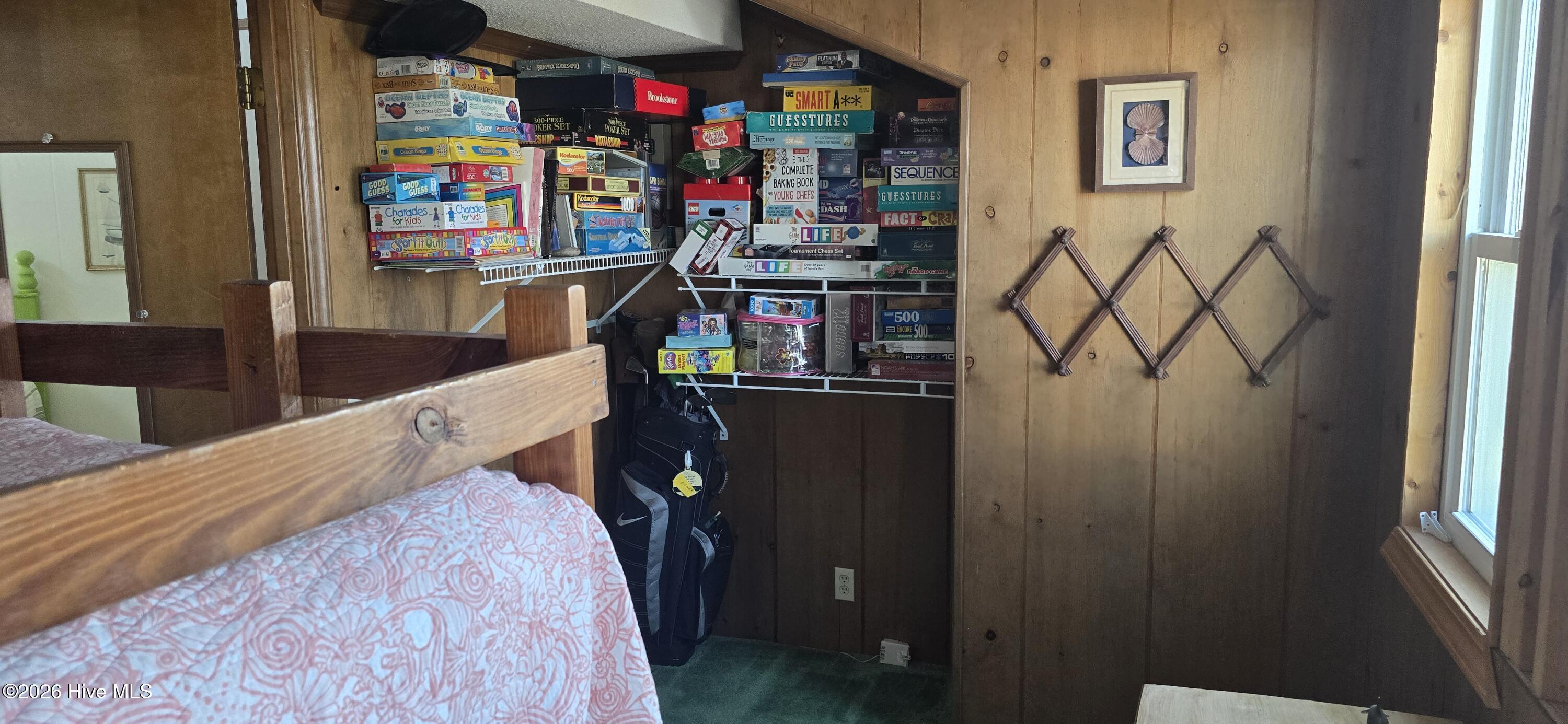 100559141 | Photo 26