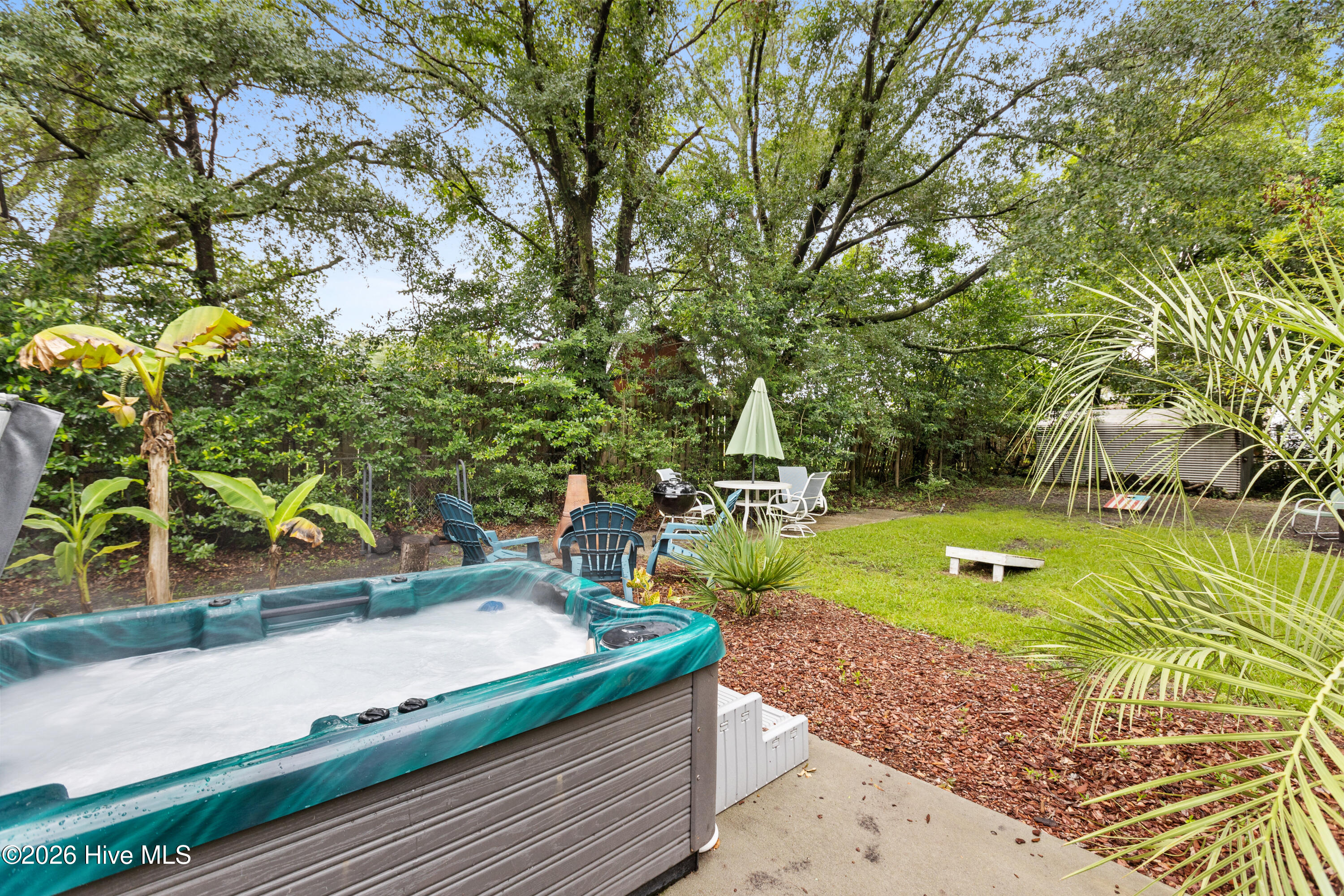 100561657 | Photo 36