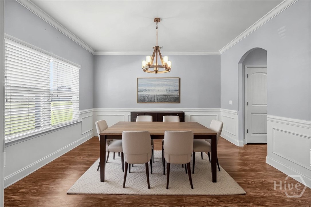 This photo has been virtually staged