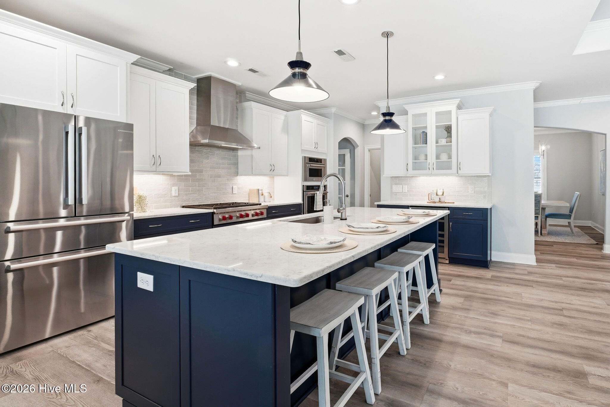 100555093 | Photo 15