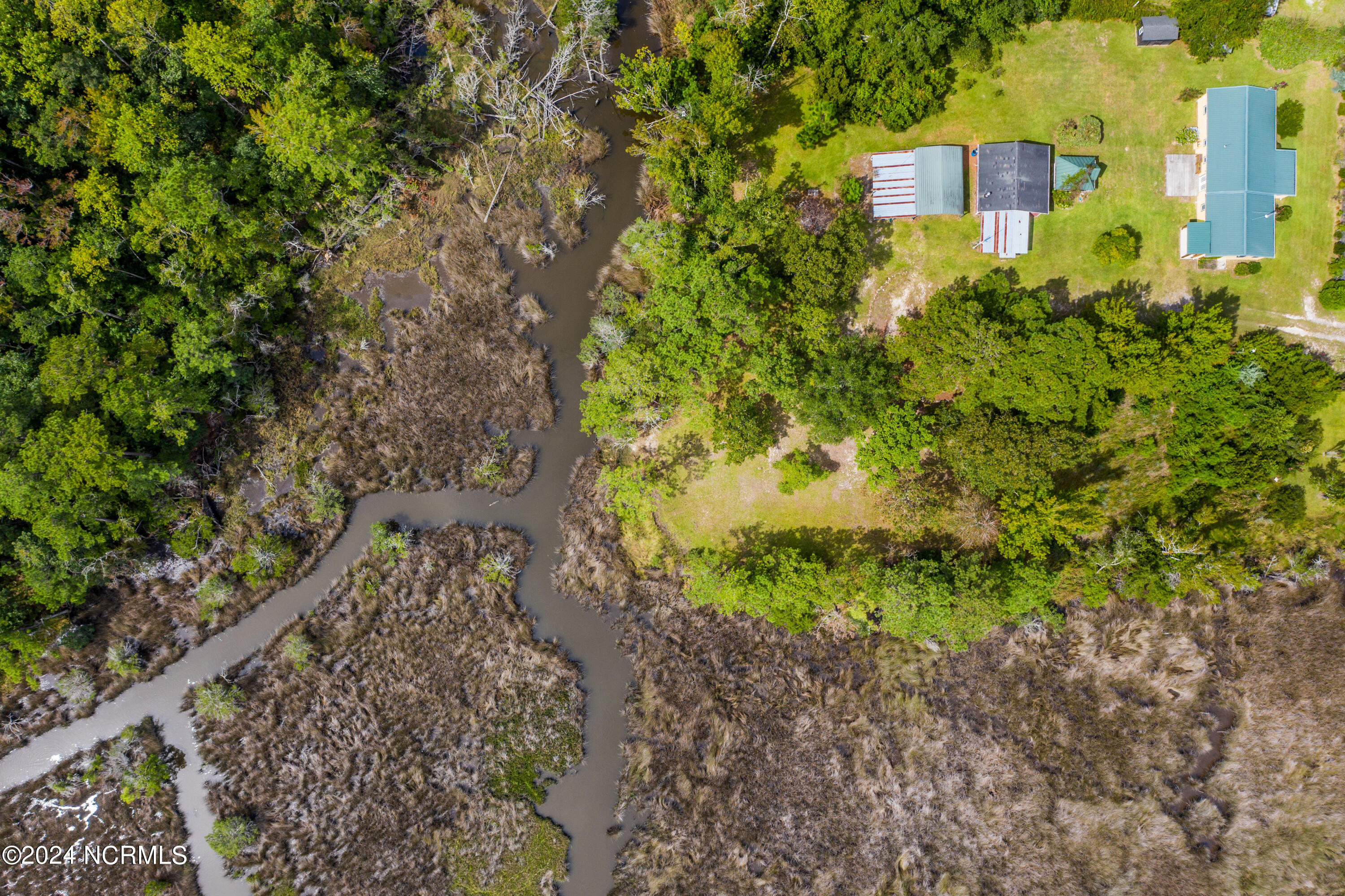 100546361 | Photo 37