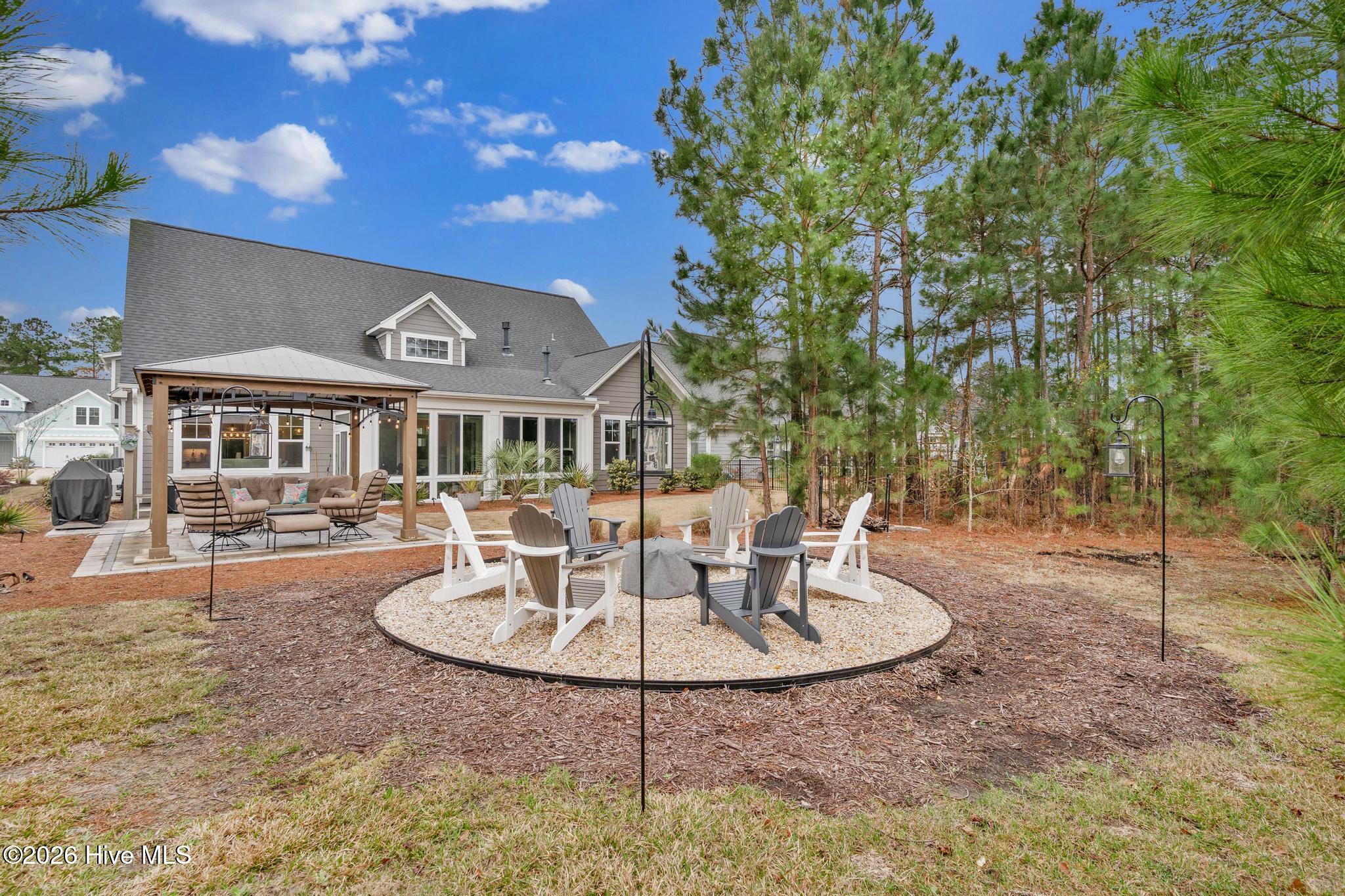 100561438 | Photo 45