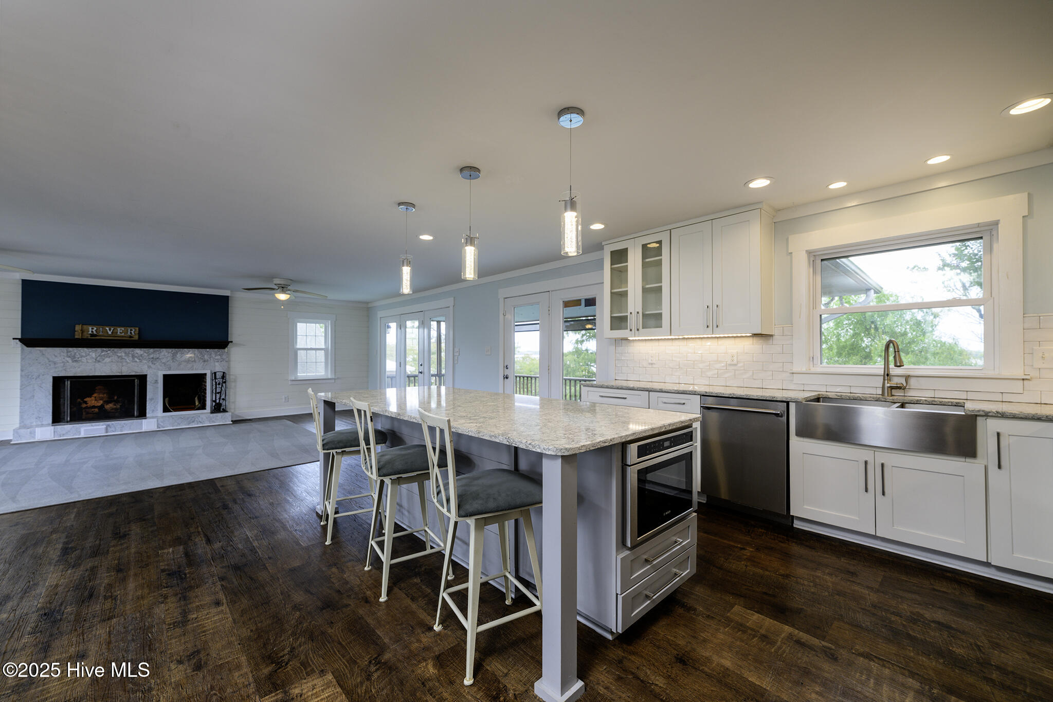 Homes for sale in New Bern, NC | 321 Riverside Dr, New Bern, NC 28560 | MLS# 100527655