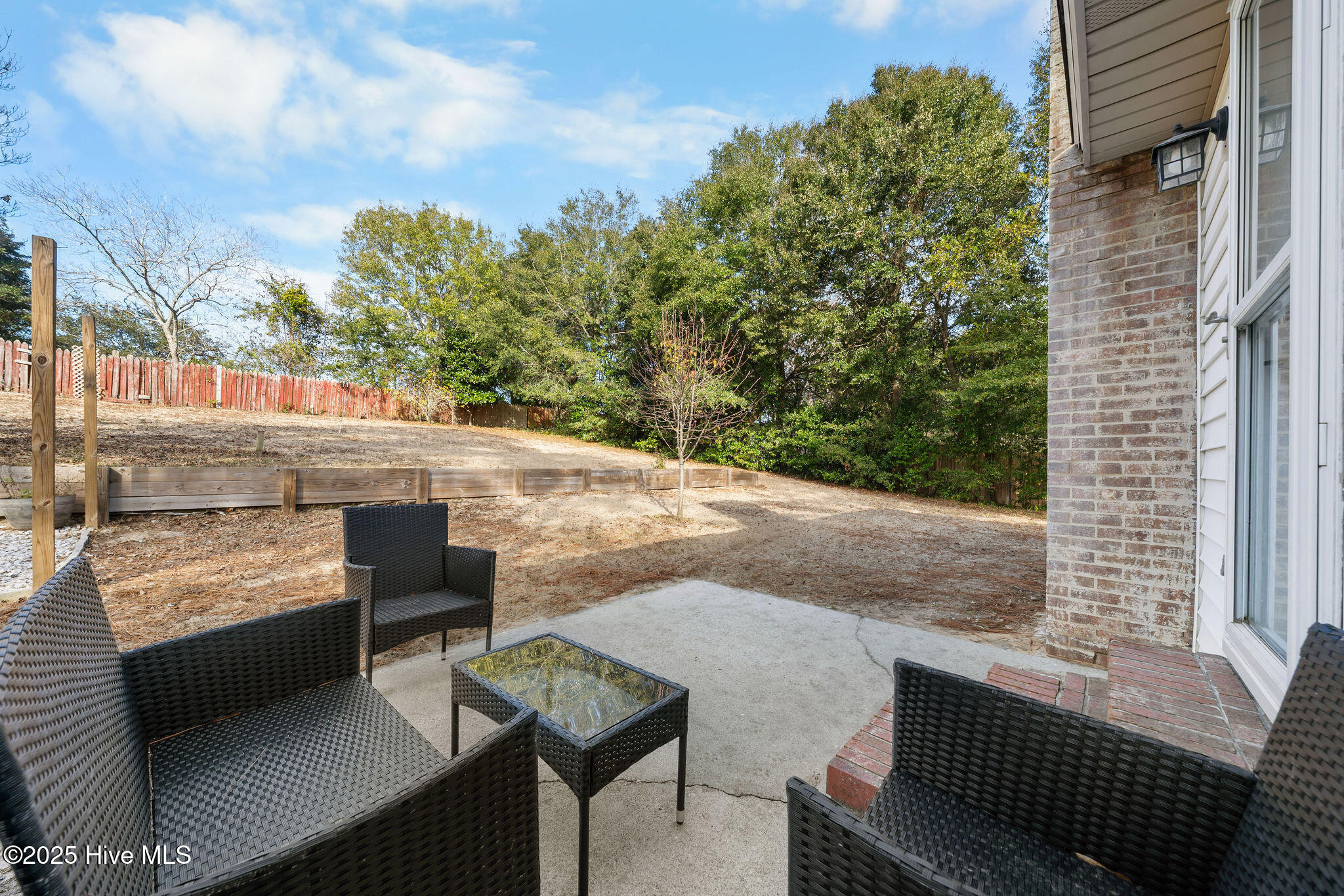 100544071 | Photo 29