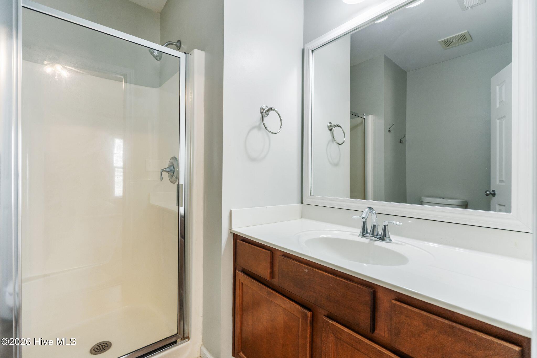 100558662 | Photo 57