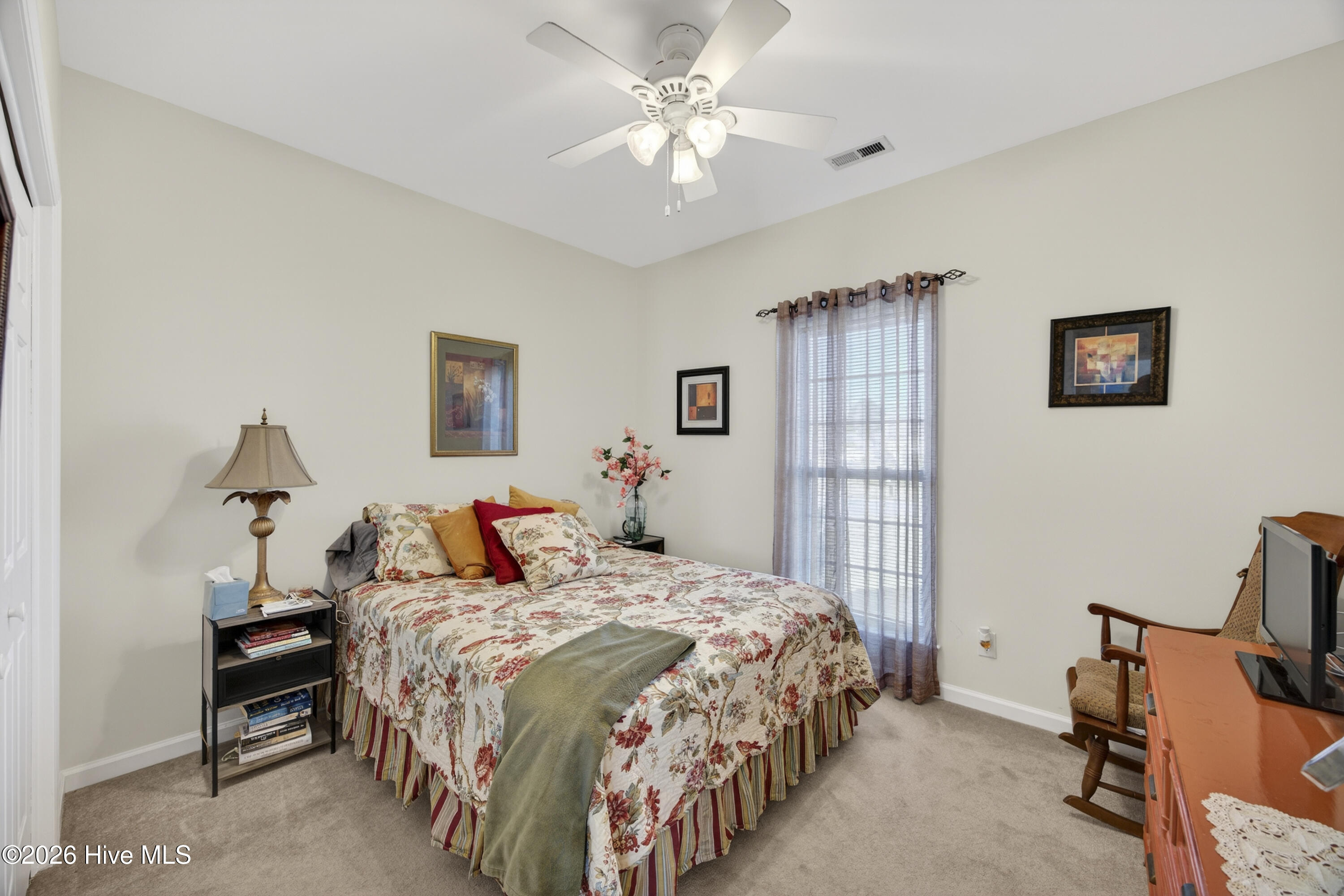 100560276 | Photo 20