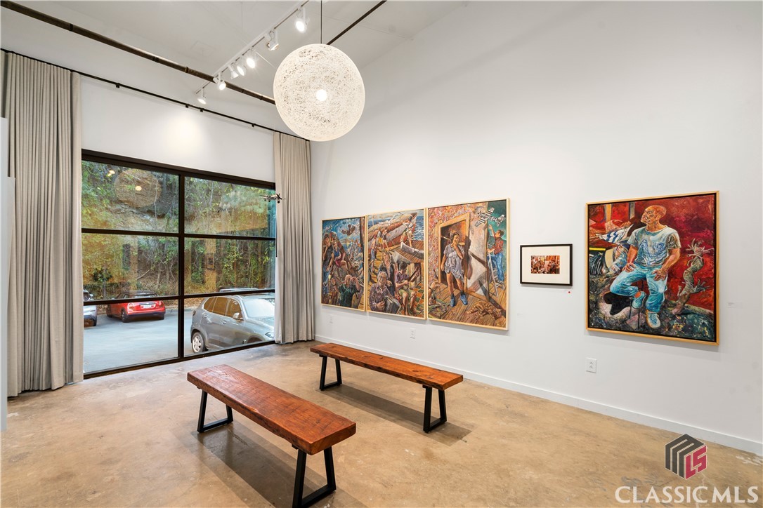 675 Pulaski Street 1700