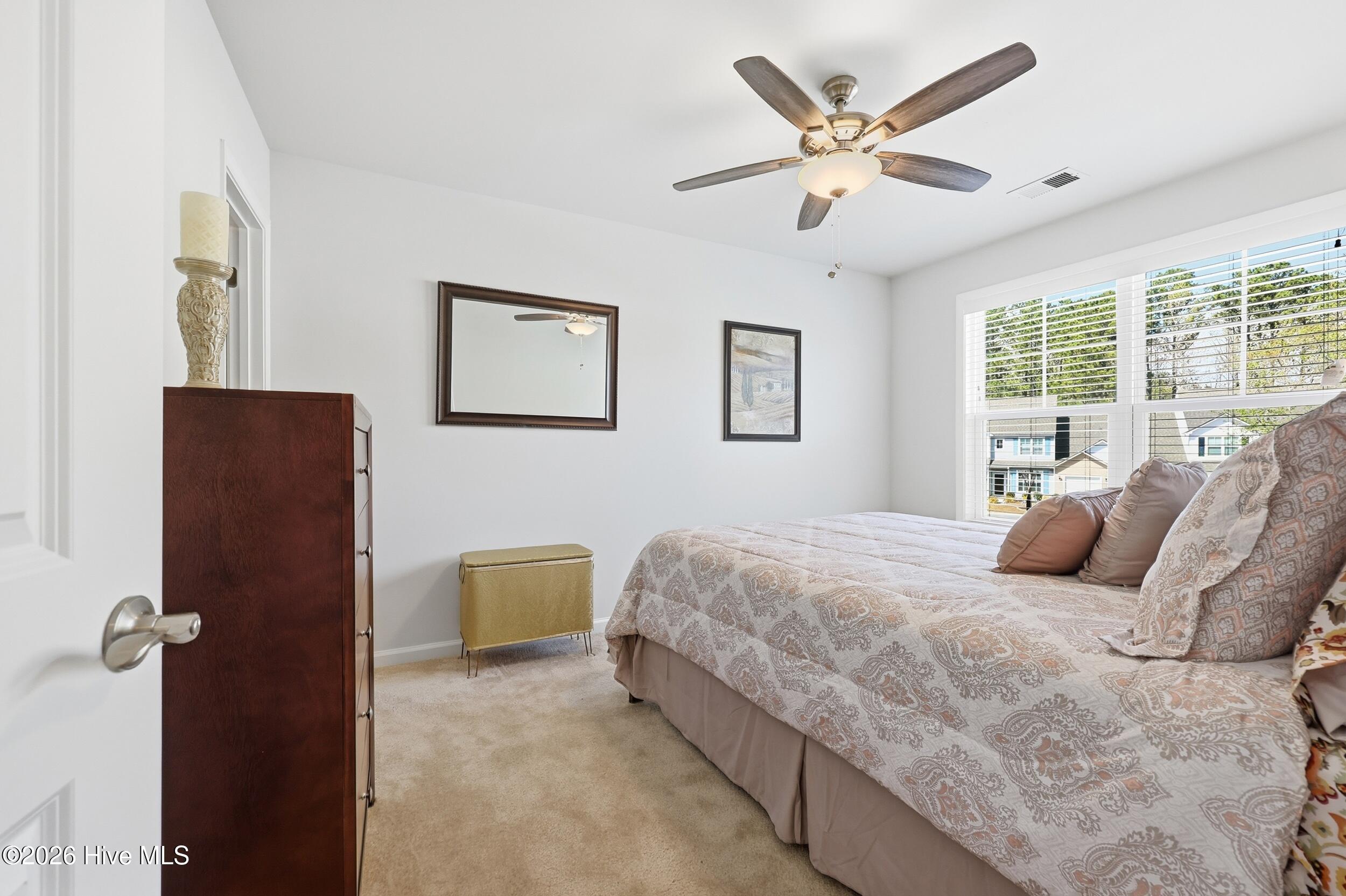 100564272 | Photo 27