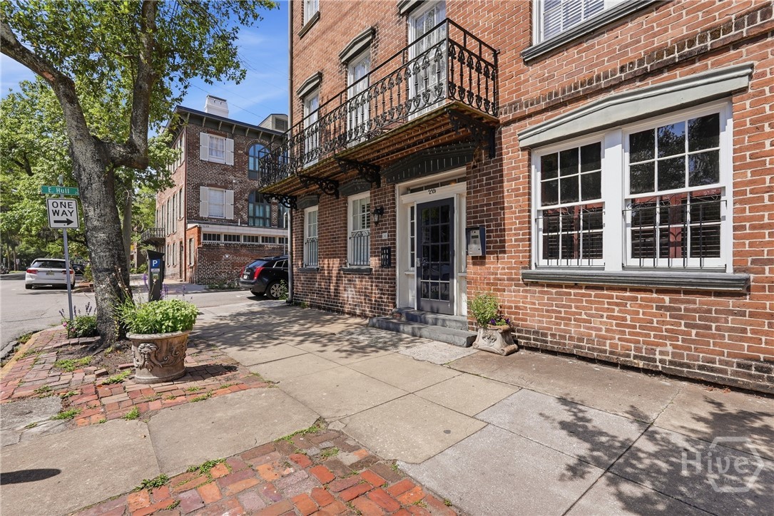 Homes for sale in Savannah, GA | 219 Abercorn St #F3, Savannah, GA 31401 | MLS# SA355990