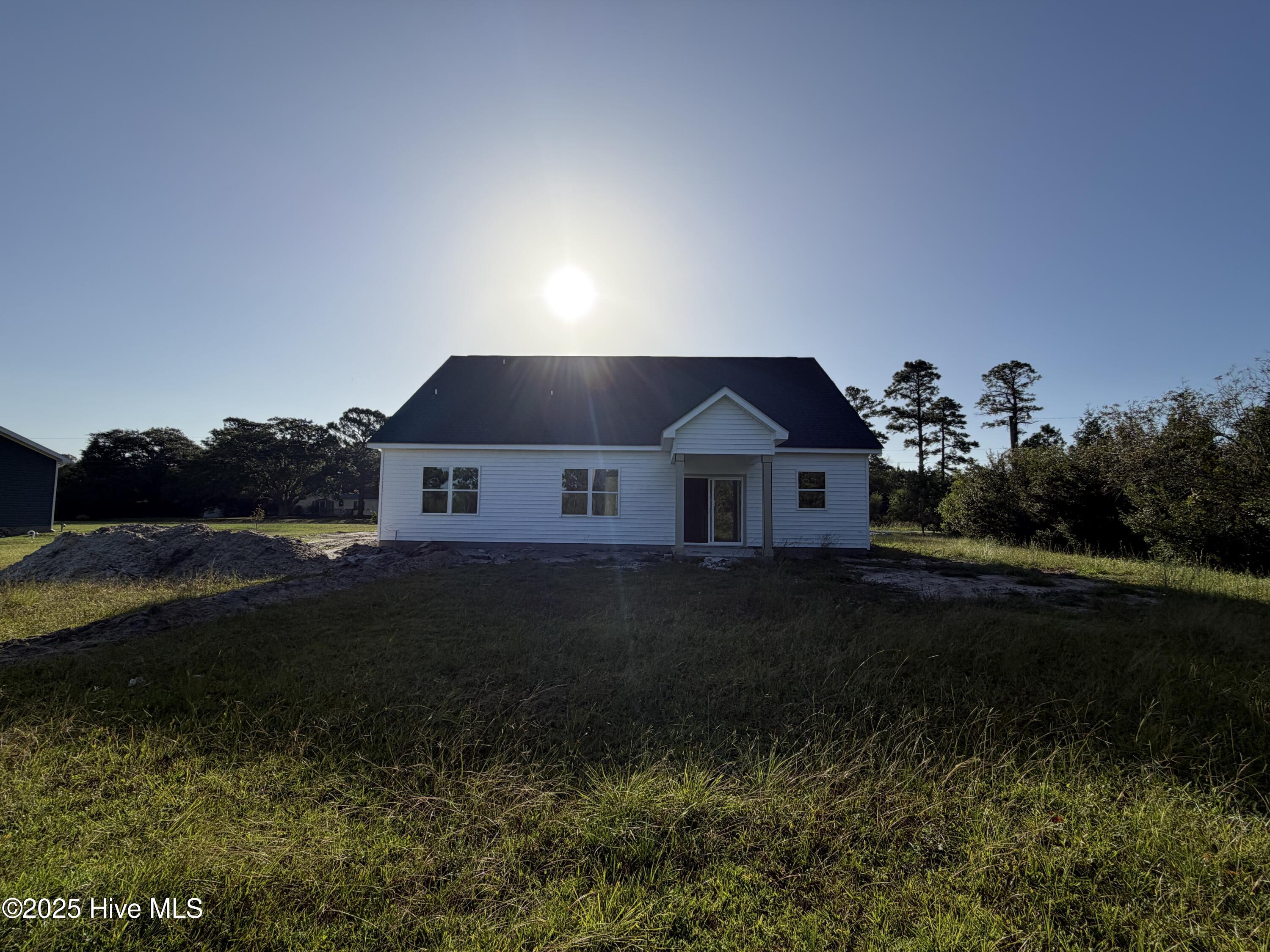 100521139 | Photo 14