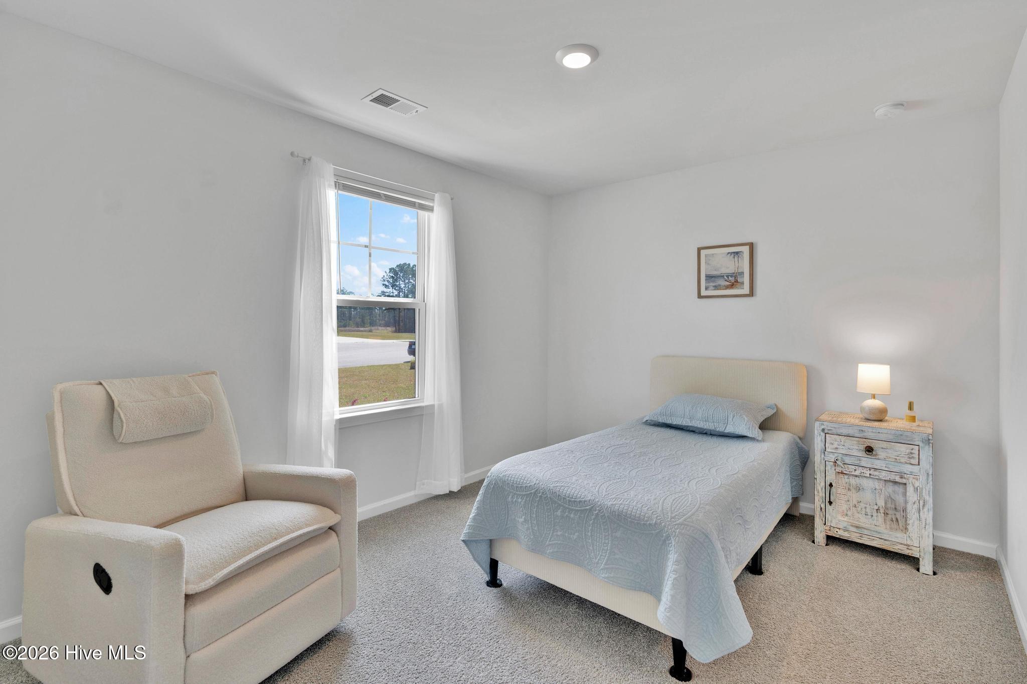 100563987 | Photo 21