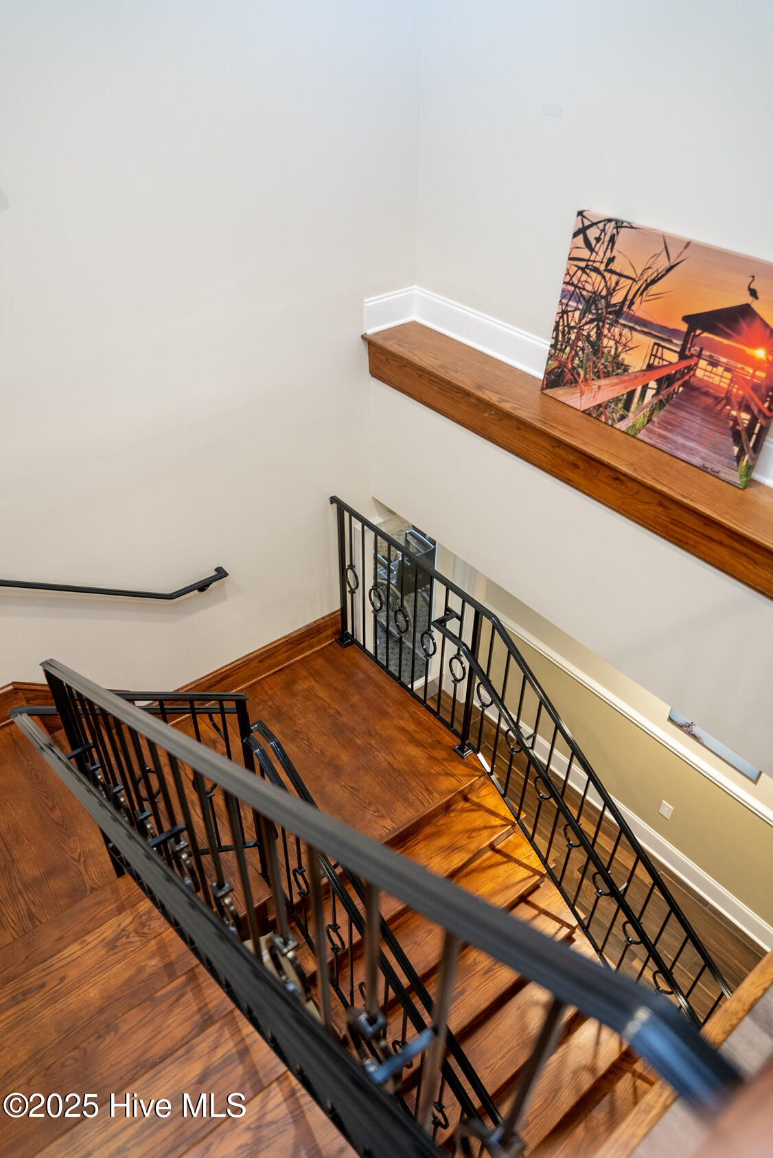 100543941 | Photo 84