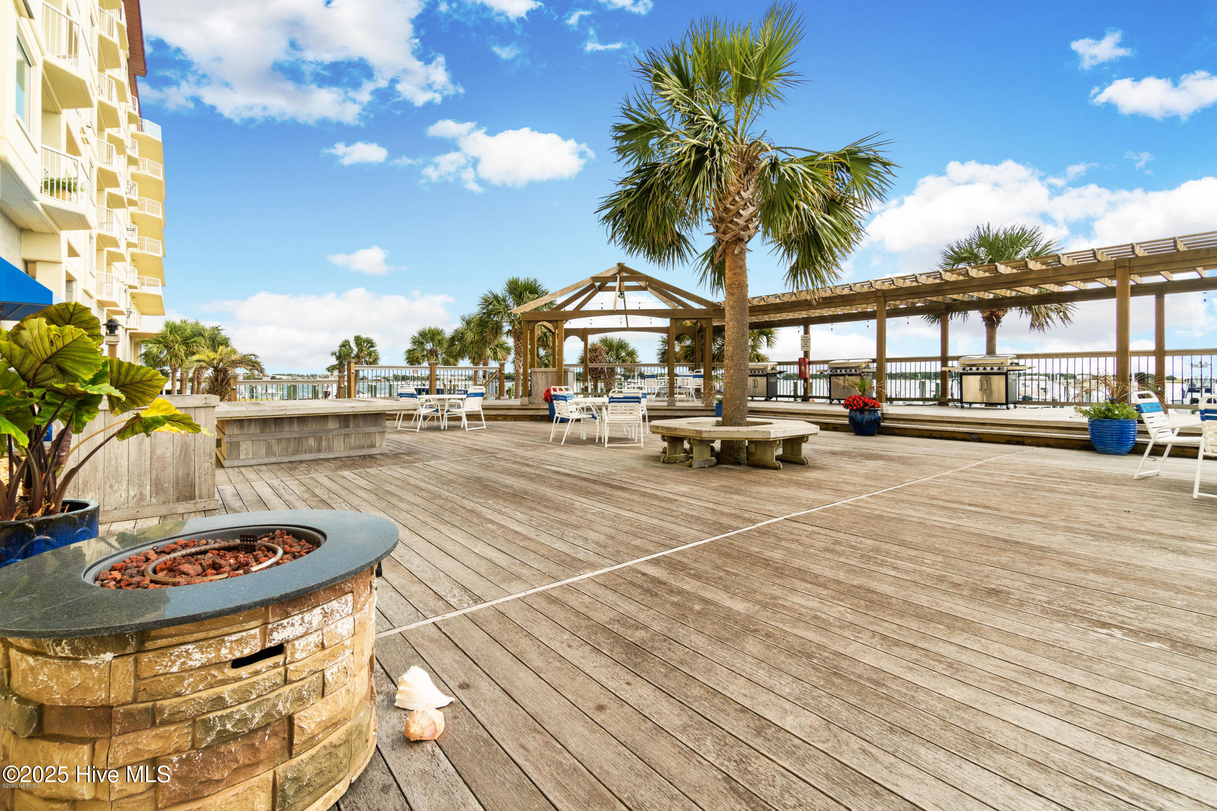 100 Olde Towne Yacht Club Drive 411,Beaufort