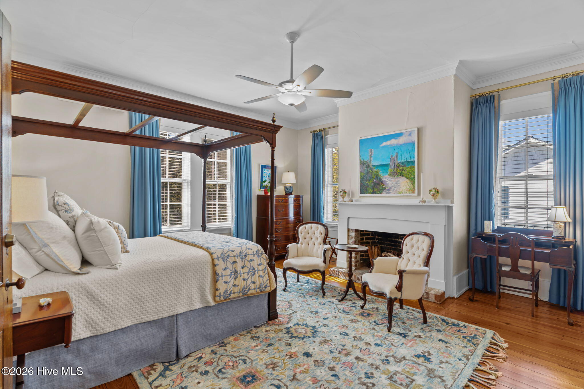 100562122 | Photo 45