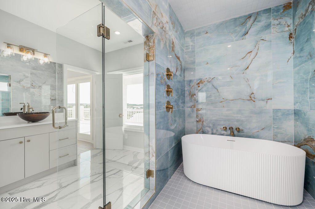 100514508 | Photo 57