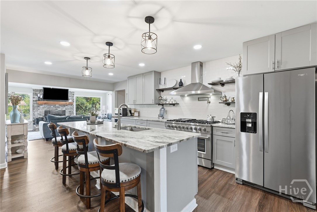 Check out this incredible kitchen!