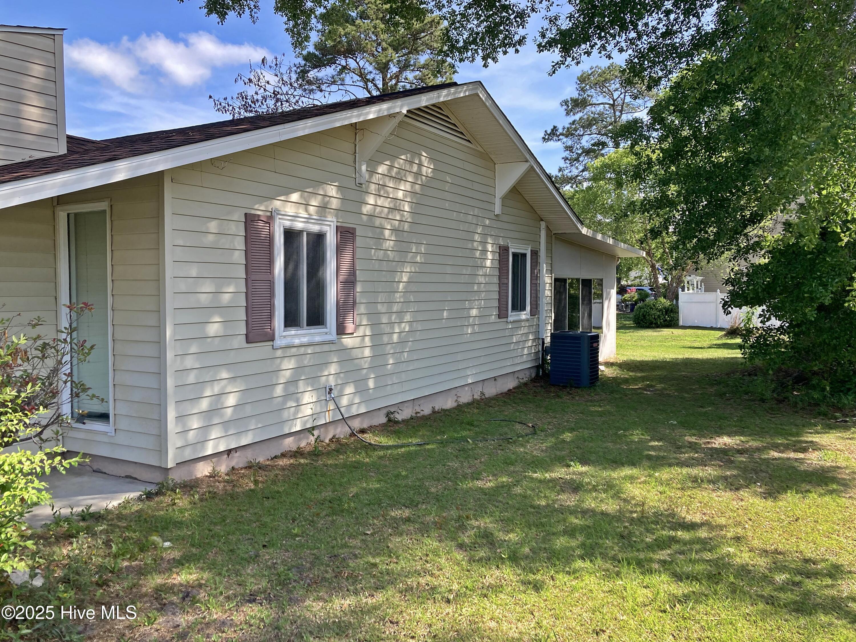 100538881 | Photo 21