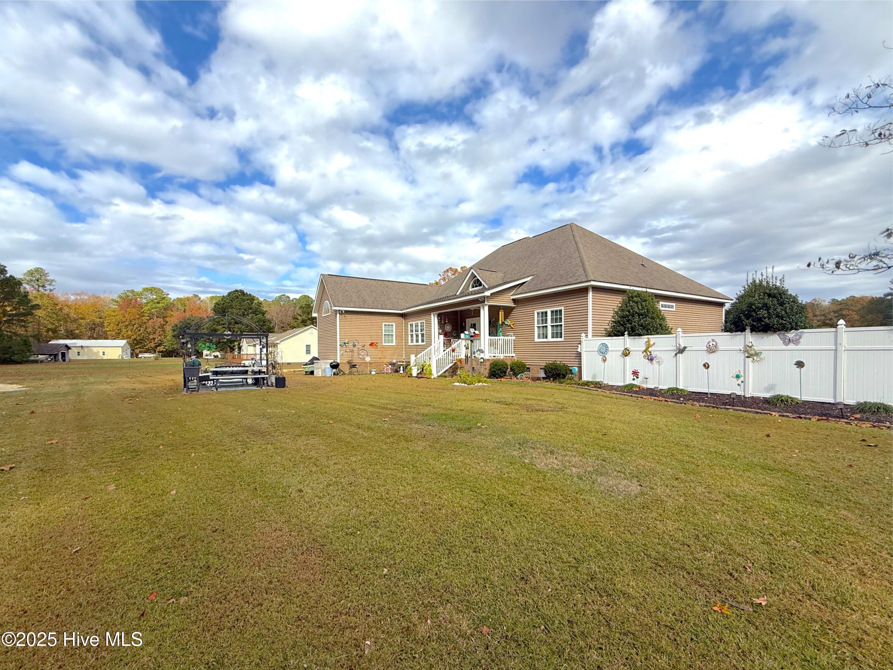 349 Barwick Drive, Washington, NC, 27889